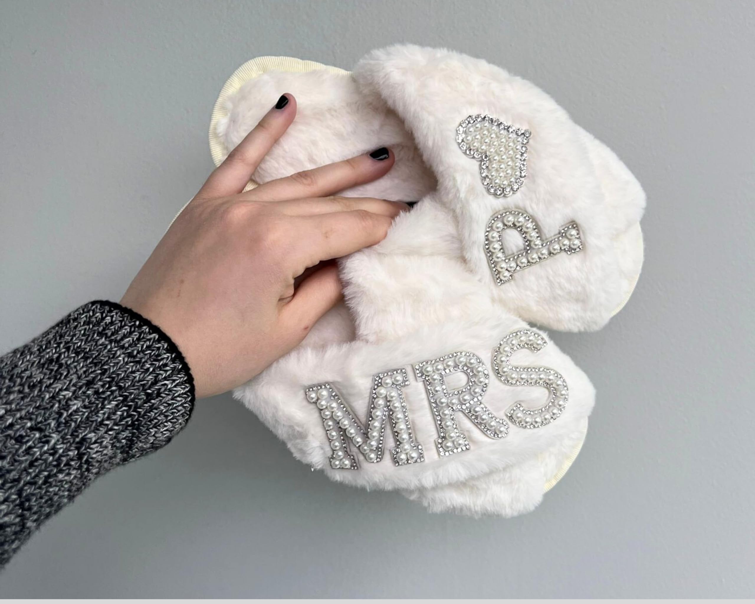 Personalized Fluffy Slippers for Women - Custom Christmas Gifts for Mom, Girlfriend & Bridesmaids - Cozy Bridal Party Slippers with Gift Box - Perfect for Holidays, Weddings & Relaxing at Home