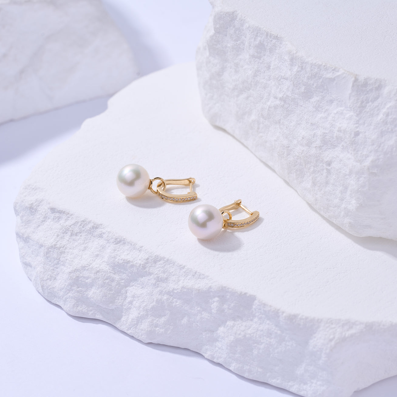 18K Solid Gold Edison Pearl Earrings KE00077 - Elegant & Timeless Pearl Jewelry for Women | Perfect for Weddings, Parties & Special Occasions