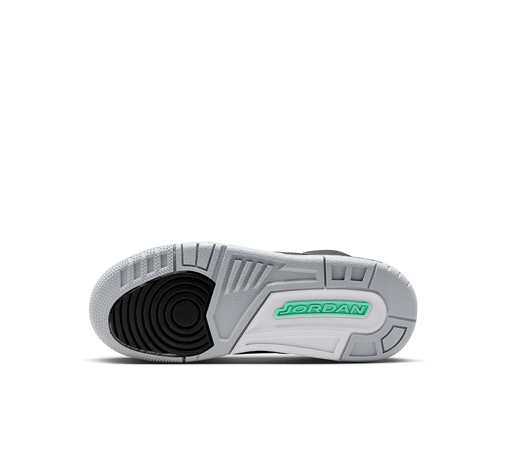 AIR JORDAN 3 RETRO (GS) Basketball Shoes for Kids - Comfortable Sneakers for School, Sports & Casual Wear