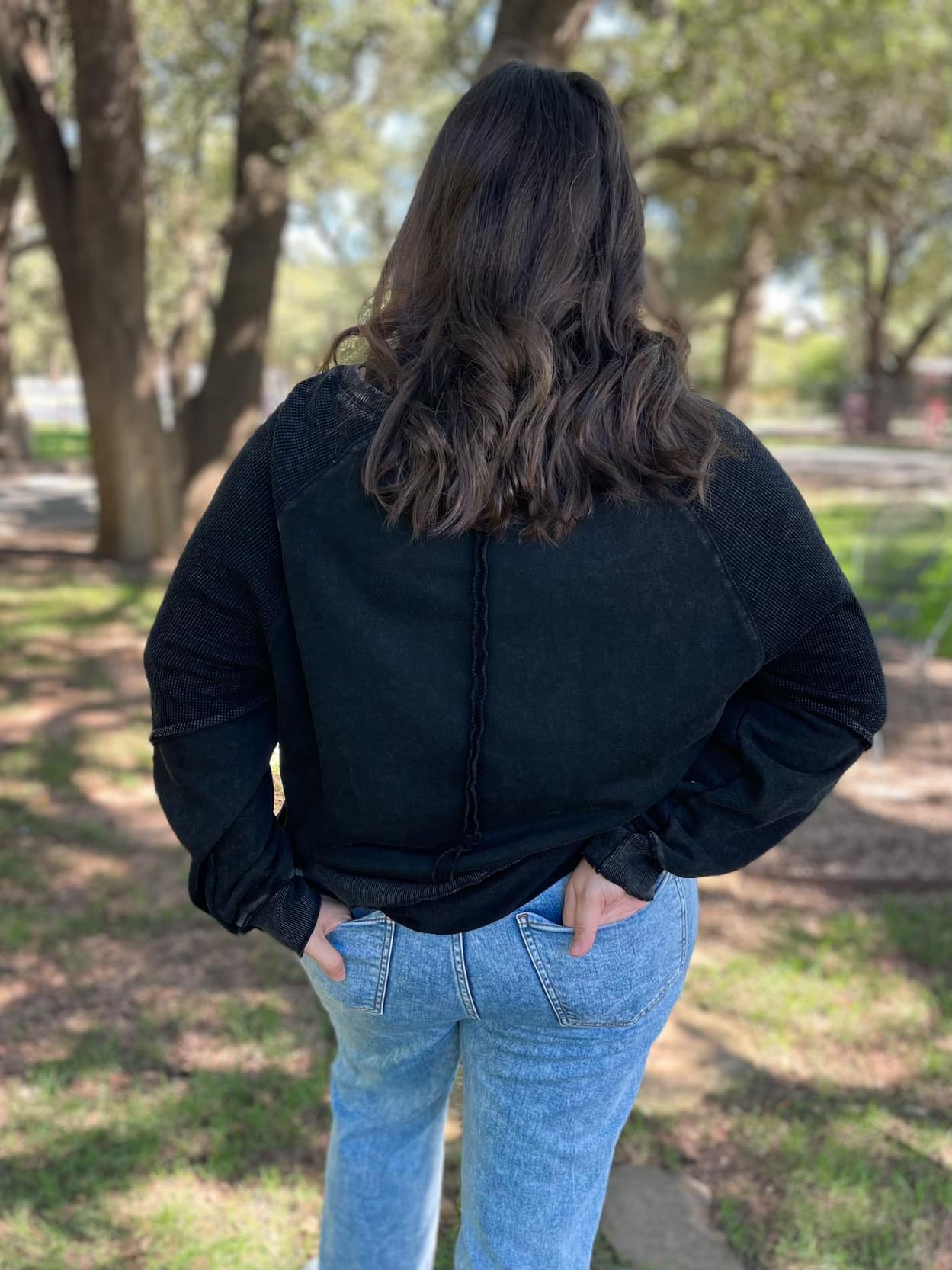PREORDER: Elliott Exposed Seam Sweatshirt - 5 Color Options | Cozy Unisex Pullover for Casual Wear & Street Style