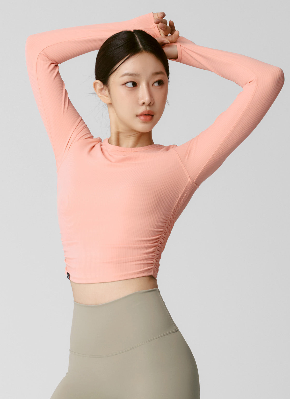 Stylish Side Shirring Crop Long Sleeve Top for Women - Perfect for Casual Outings, Date Nights & Layered Outfits