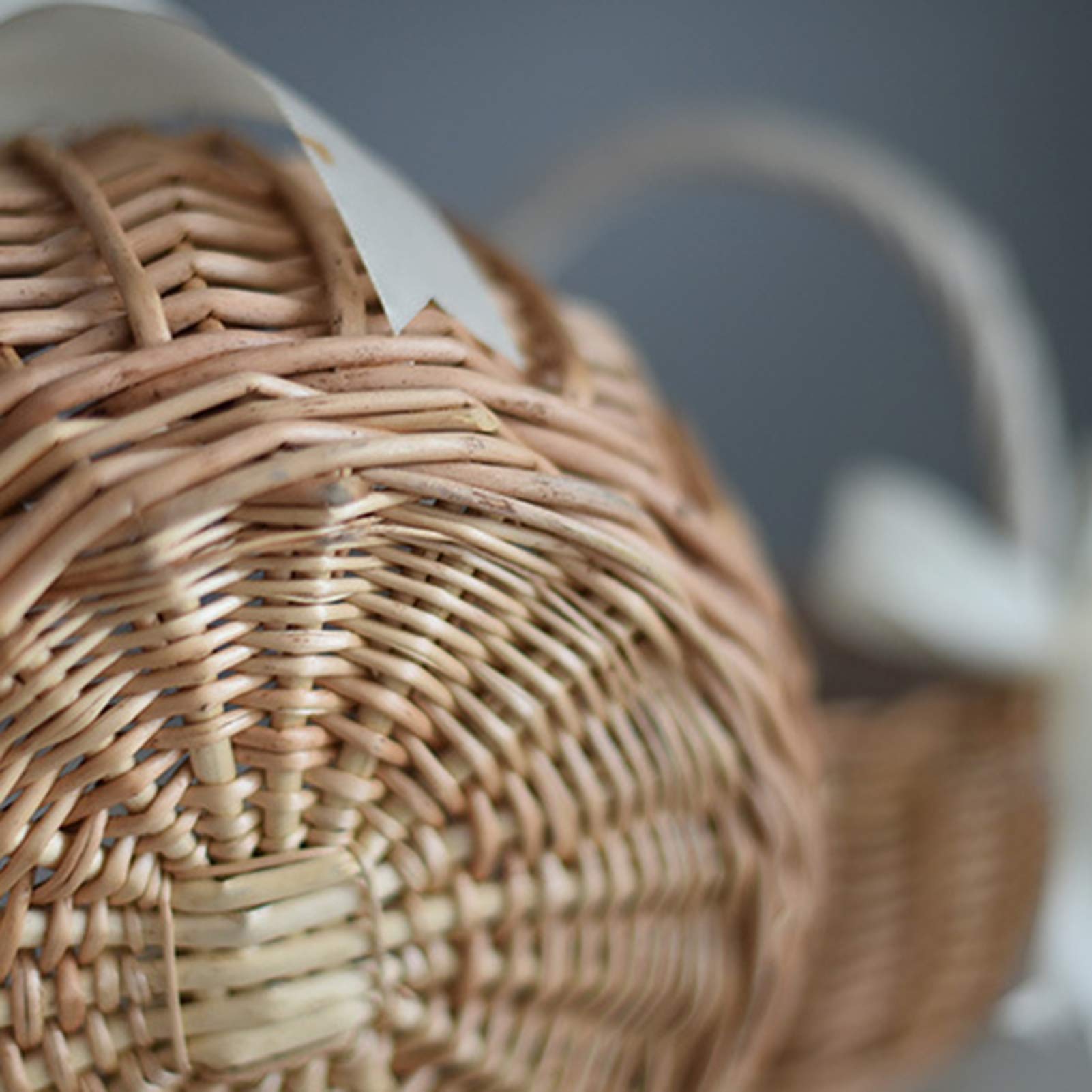Handwoven Willow Flower Basket - White Wicker Picnic Storage Basket for Easter, Home Decor, and Outdoor Gatherings | Perfect for Spring Decor, Gift Giving, and Party Centerpieces