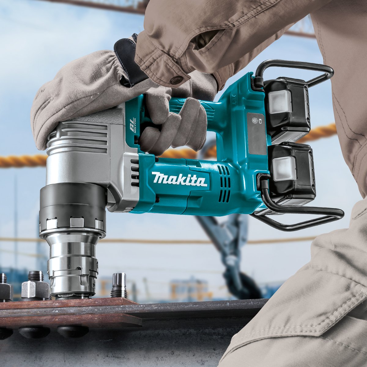 36V (18V X2) LXT® Brushless Cordless Shear Wrench Kit with 5.0Ah Battery - Powerful Fastening Tool for Construction, Metalworking, and DIY Projects