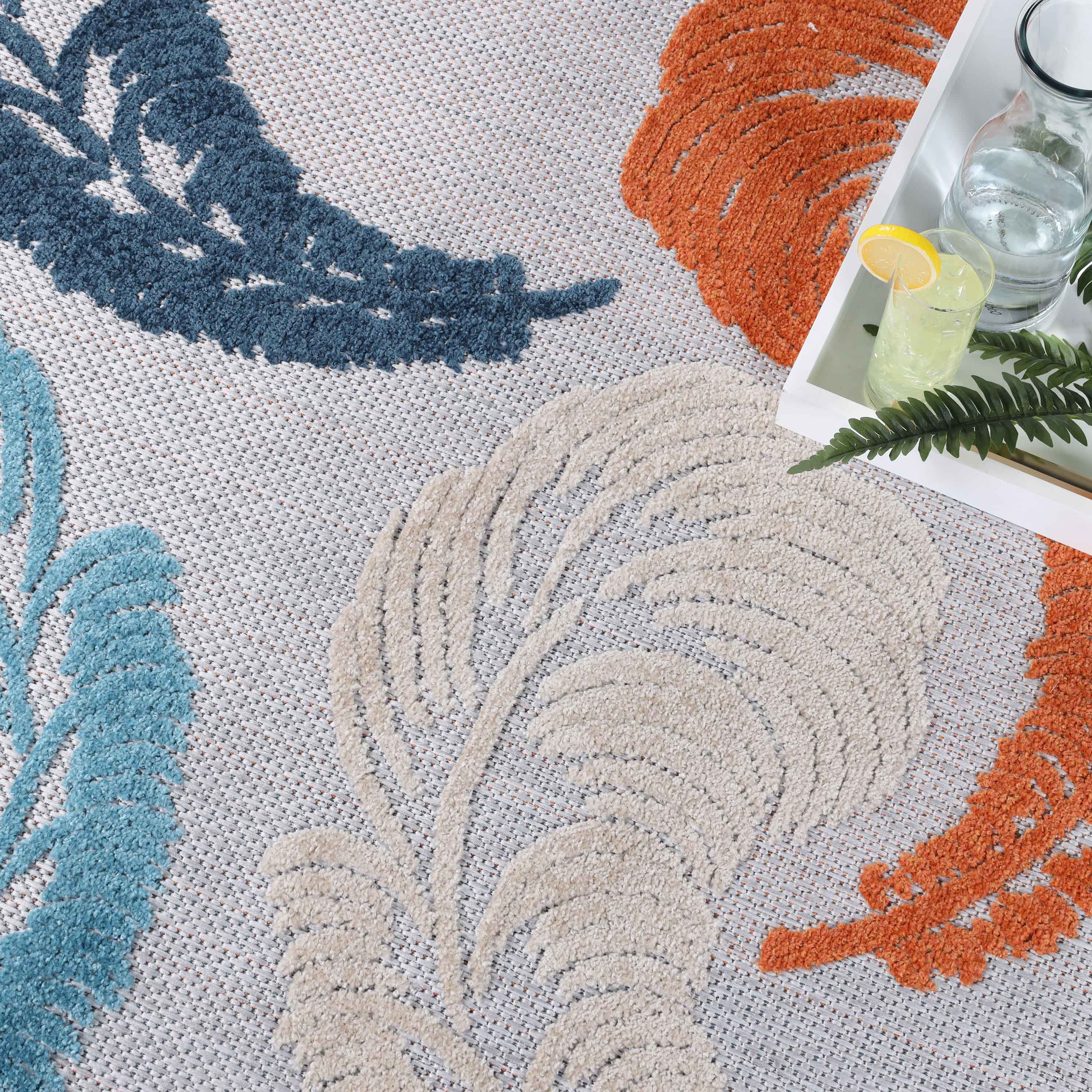 Feather Modern Bohemian Indoor Outdoor Area Rug - Soft & Stylish for Living Room, Bedroom, Patio Decor