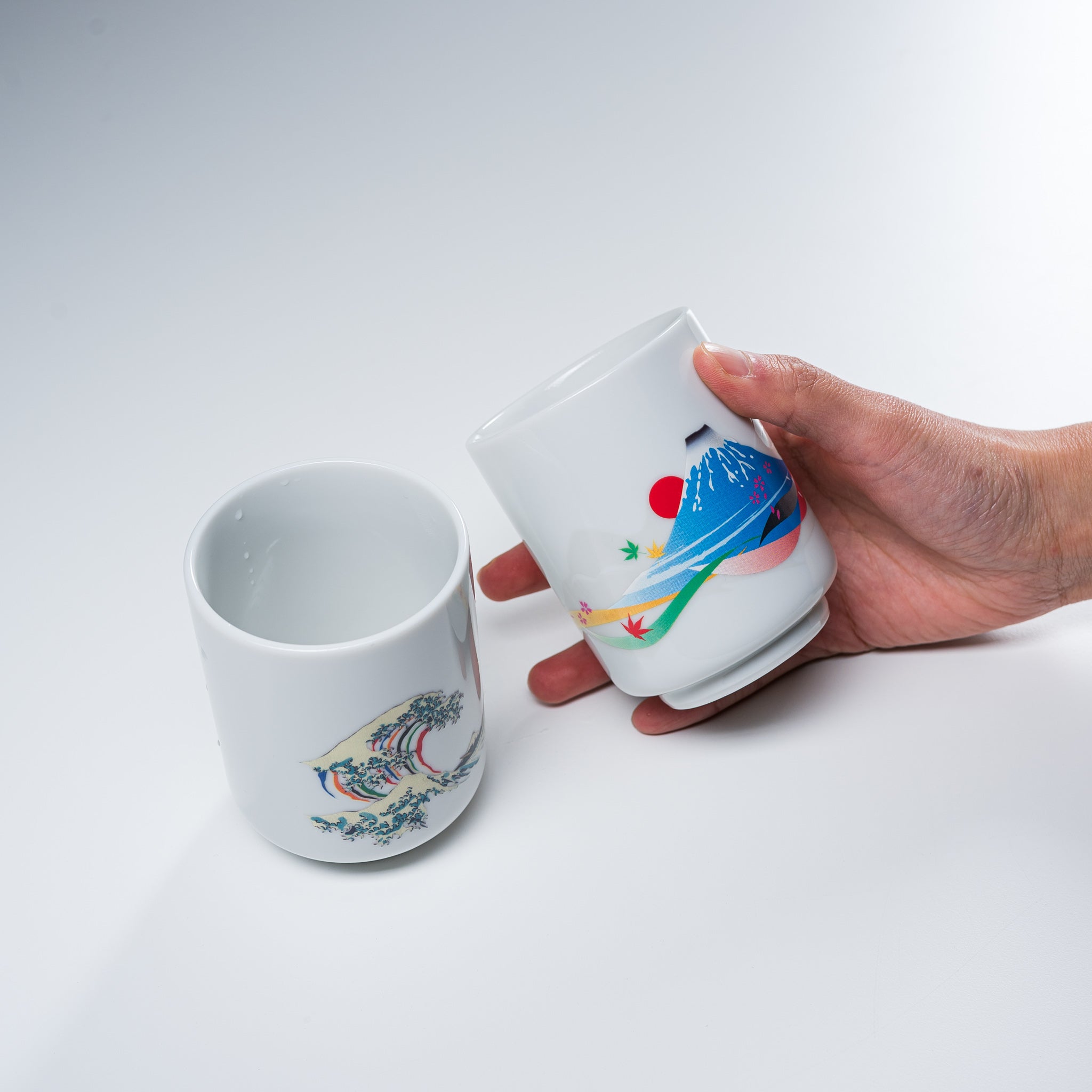 Premium Mino Ware Mt. Fuji Thermal Cup - Japanese Ceramic Travel Mug with Heat-Sensitive Color Changing Design - Perfect for Coffee, Tea & Hot Drinks at Home, Office or Outdoor Adventures
