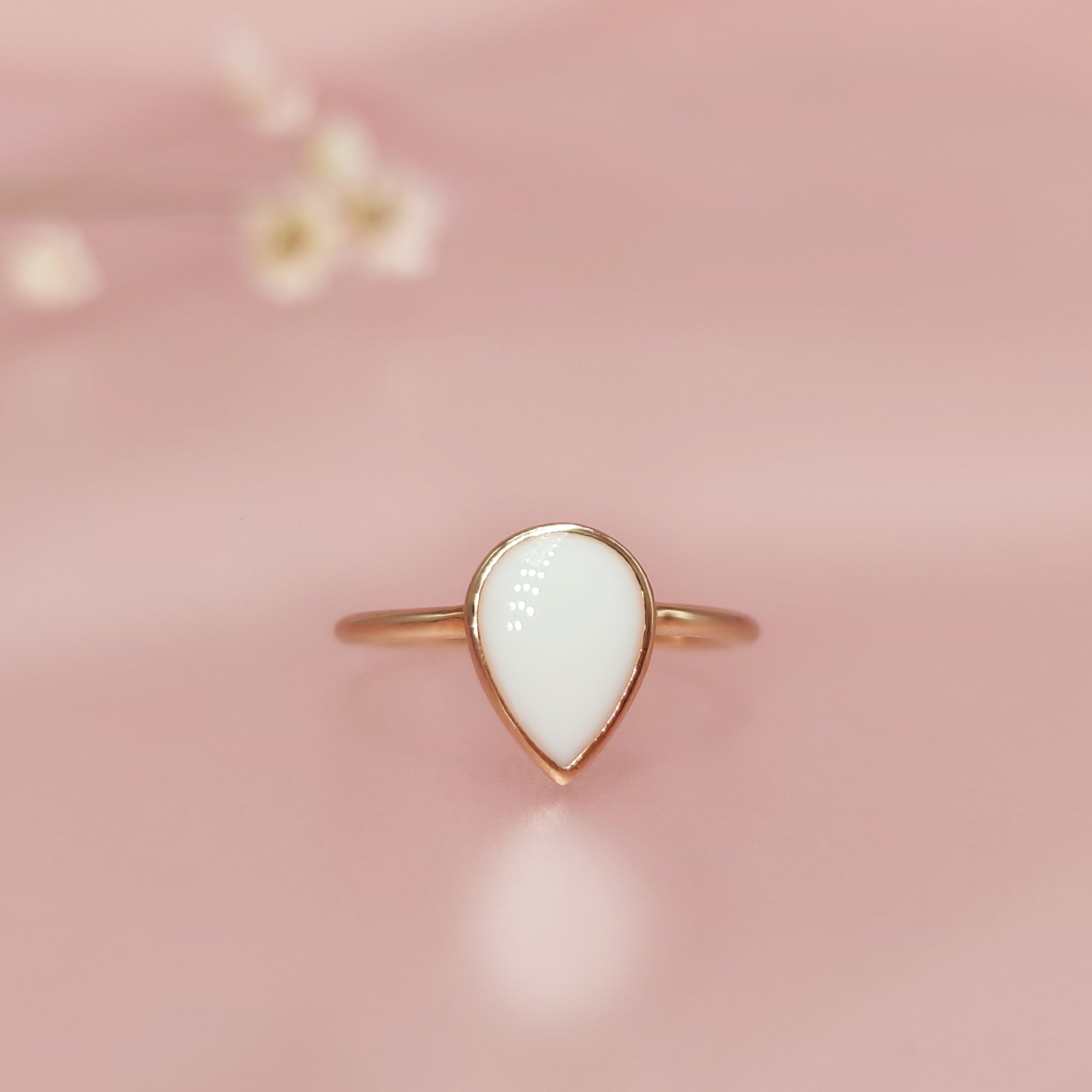 Milky Drop Breast Milk Ring - Keepsake Jewelry for Nursing Moms - Perfect for Breastfeeding Memory, New Mom Gift & Postpartum Jewelry - Ideal for Mother's Day, Baby Shower & Nursing Appreciation