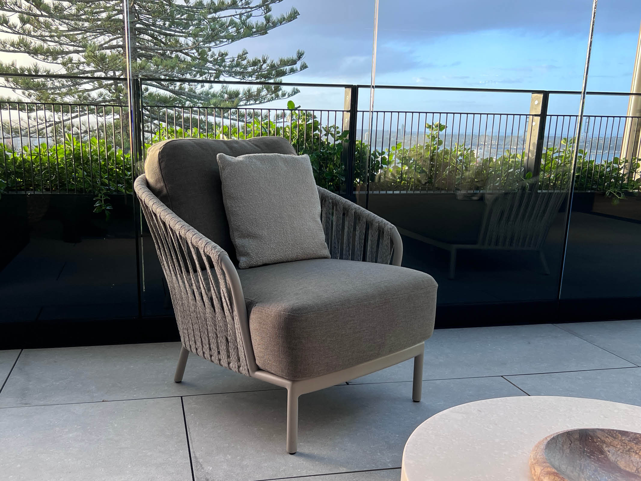 James Lounge Chair - Modern Comfortable Recliner for Living Room, Bedroom & Office - Perfect for Relaxing, Reading & Napping