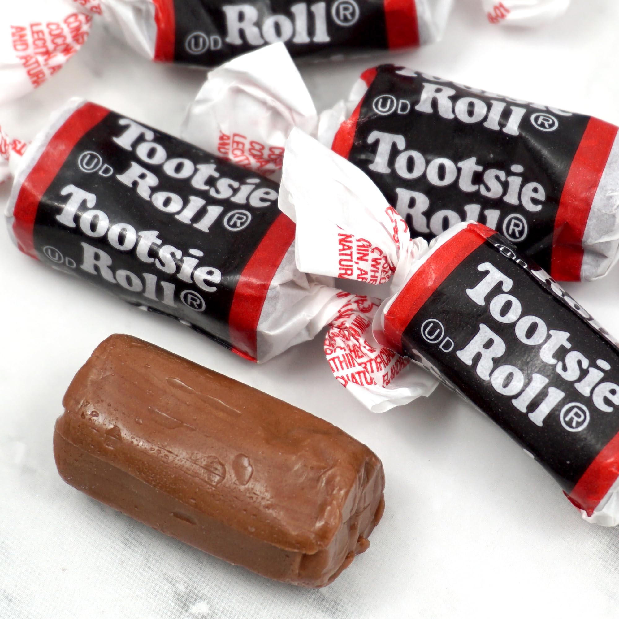 Tootsie Roll Midgees - 1lb Bulk Bag (Approx. 70 Pieces) | Mini Chewy Chocolate Candy Individually Wrapped | Bulk Candy for Parties, Halloween, Christmas & Office Treats | by The Hampton Popcorn & Candy Company