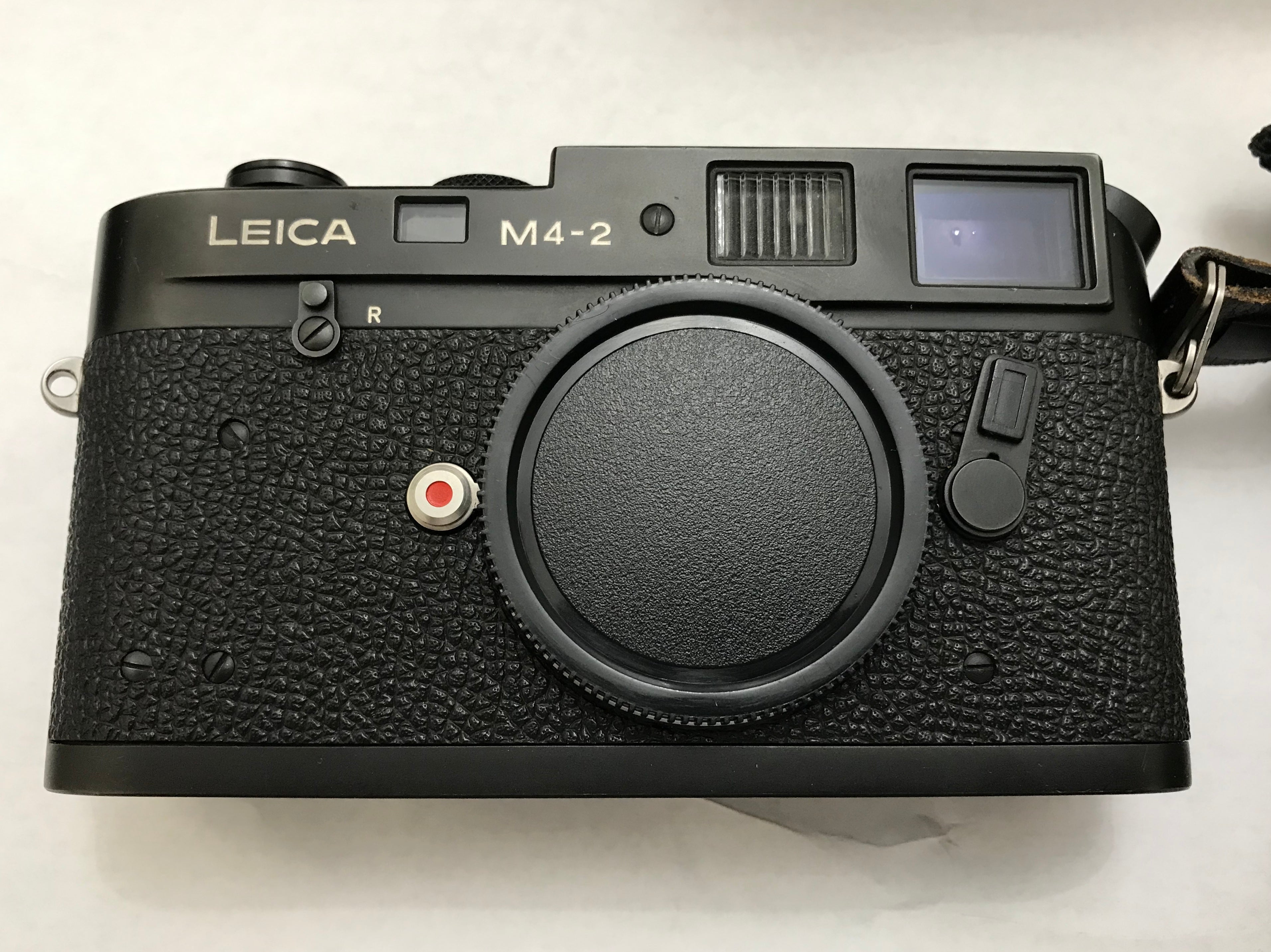 Leica M4-2 Rangefinder 35mm Film Camera Body - Black (Used, Very Good Condition) - Vintage Photography, Street Shooting & Travel