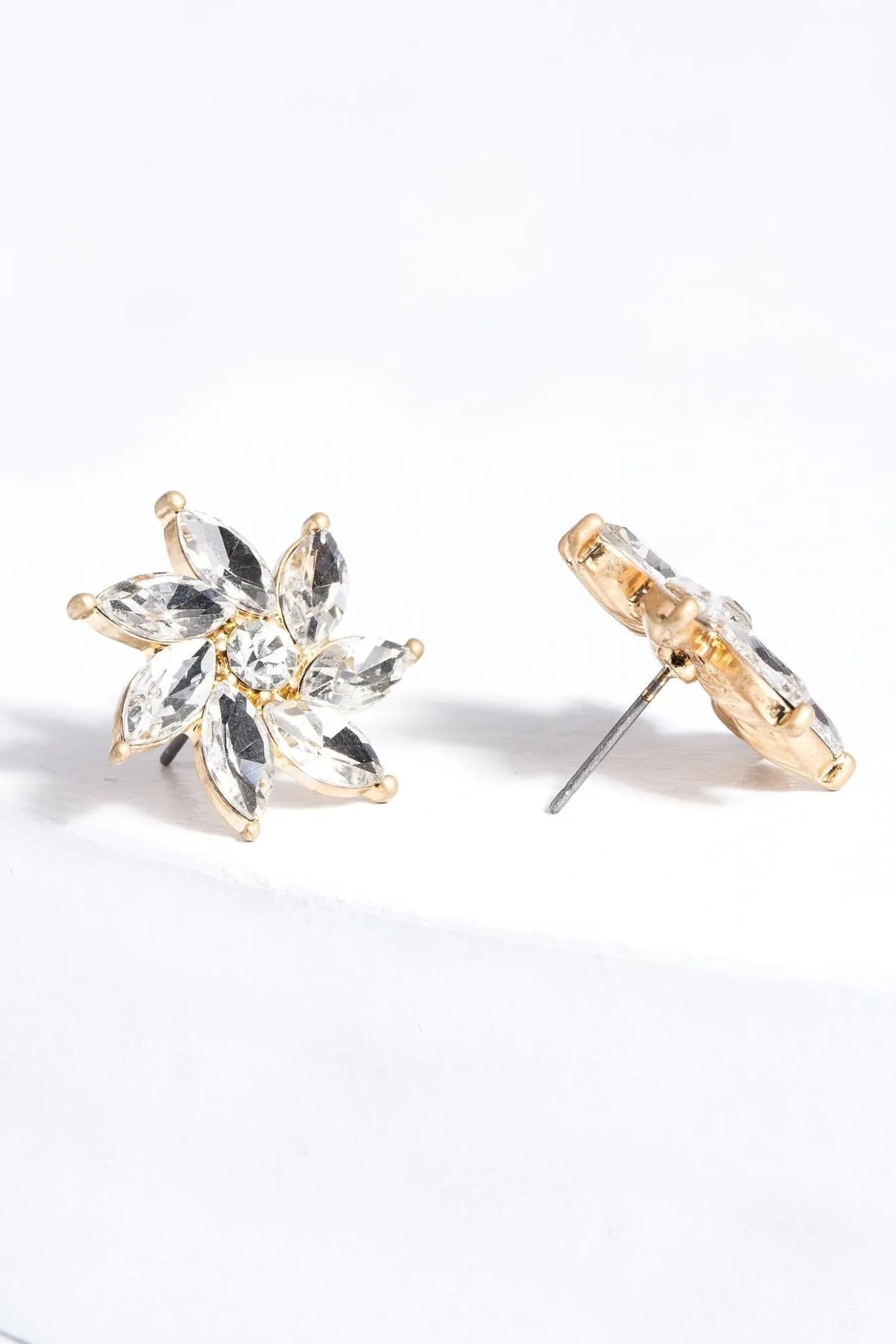 Elegant Crystal Flower Earrings for Women - Hypoallergenic Dainty Floral Stud Earrings - Perfect for Weddings, Parties & Everyday Wear