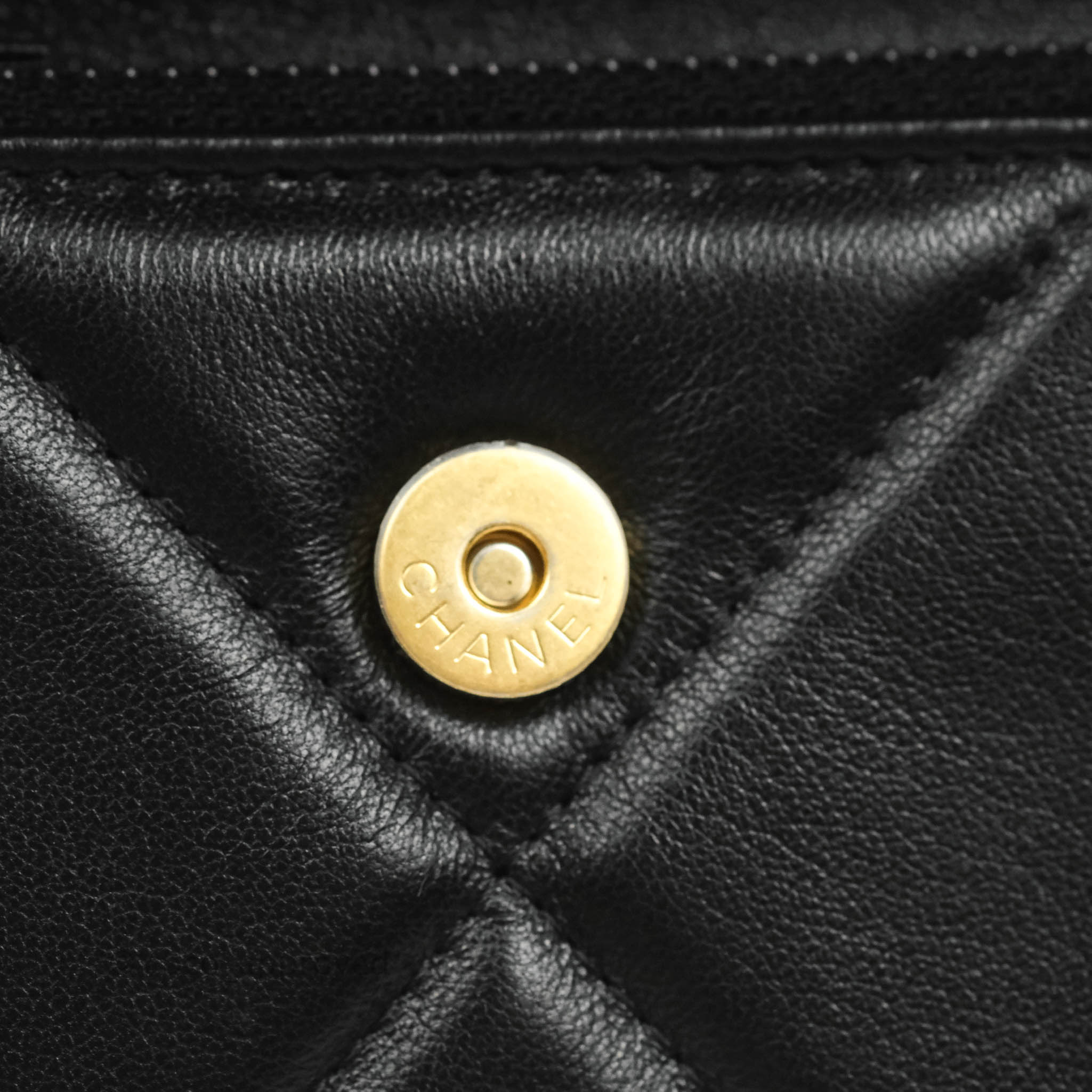 Chanel 19 Flap Bag with Chain - Black Leather Crossbody Clutch with Mixed Hardware | Luxury Evening Bag for Women, Perfect for Parties & Date Nights