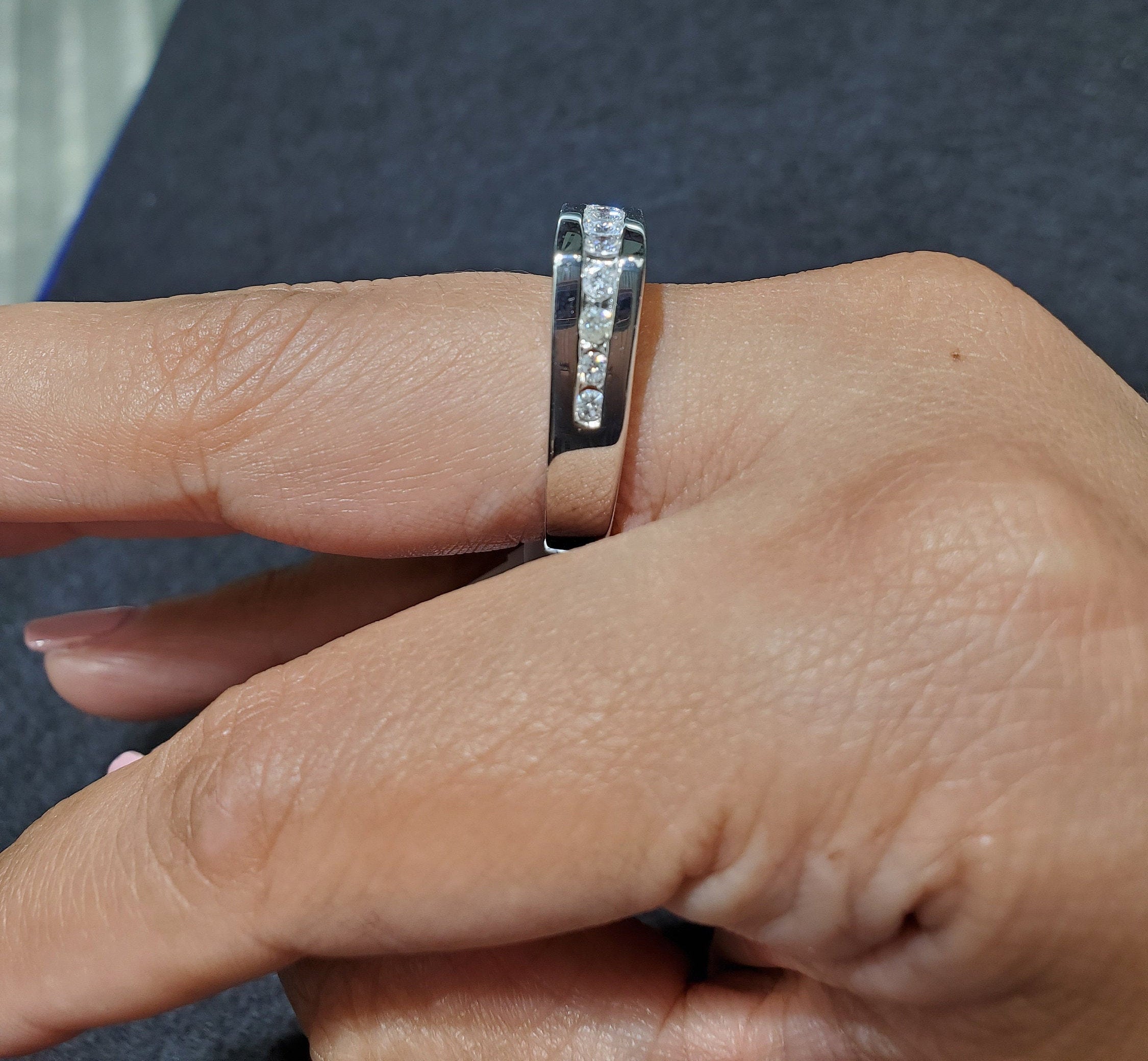 14K White Gold Men's Diamond Wedding Band - 0.23cttw Classic Solitaire Ring for Engagement, Anniversary & Special Occasions