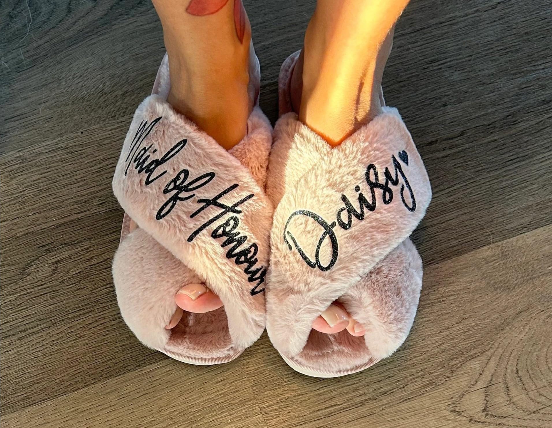 Personalized Fluffy Slippers for Women - Custom Christmas Gifts for Mom, Girlfriend & Bridesmaids - Cozy Bridal Party Slippers with Gift Box - Perfect for Holidays, Weddings & Relaxing at Home