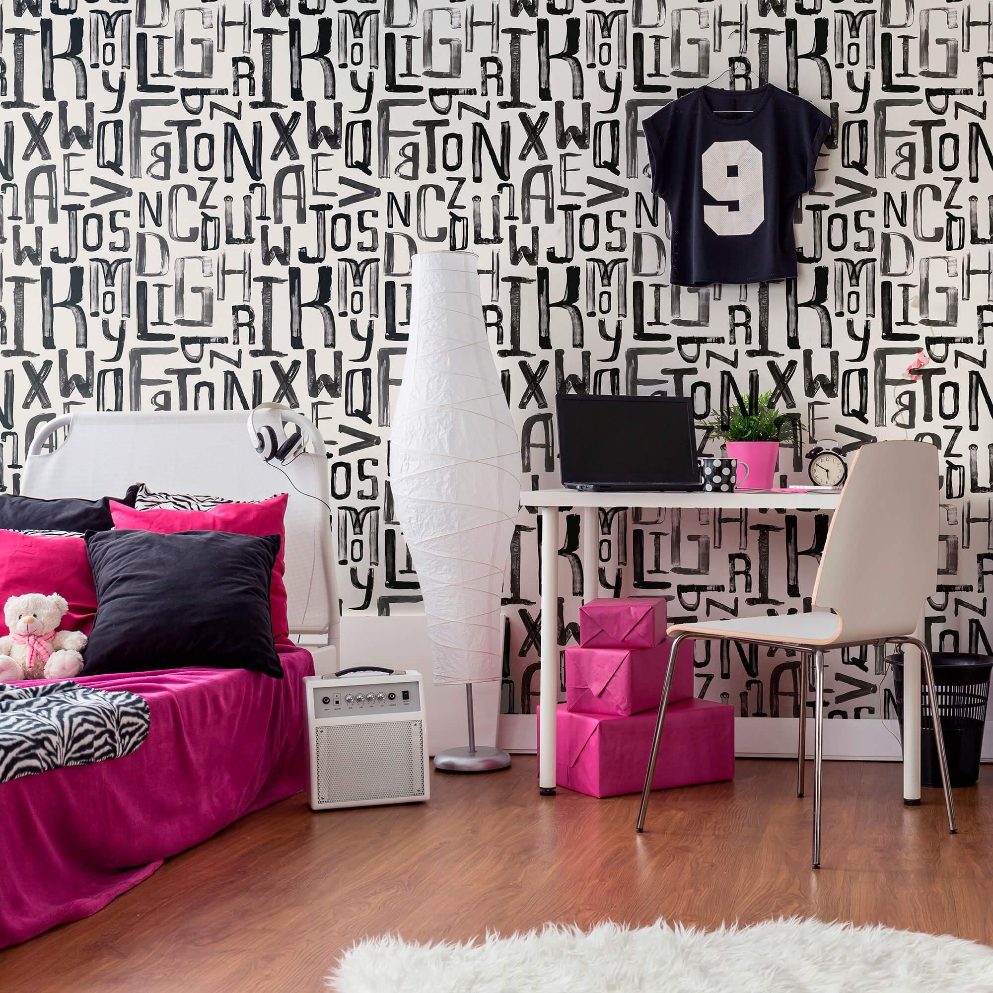 Black and White Art Deco Peel and Stick Removable Wallpaper 5623 - Self-Adhesive Wall Covering for Living Room, Bedroom, Office Decor