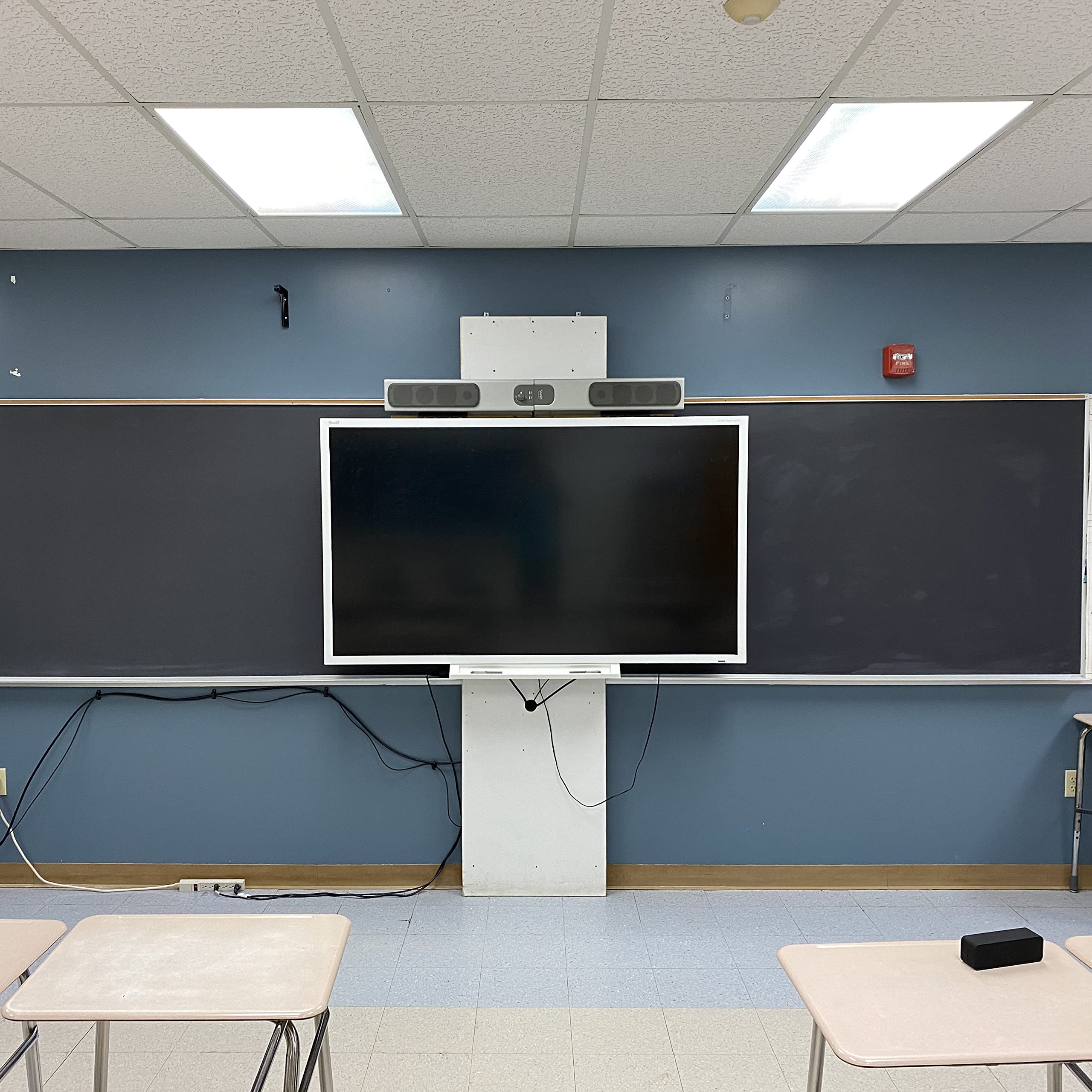 Whiteboard Resurfacing Kit 2'x3' - Renew Chalkboard & Whiteboard Surfaces - Restore Any Dry Erase Board - Think Board Refinishing Solution for Classrooms, Offices & Home Use