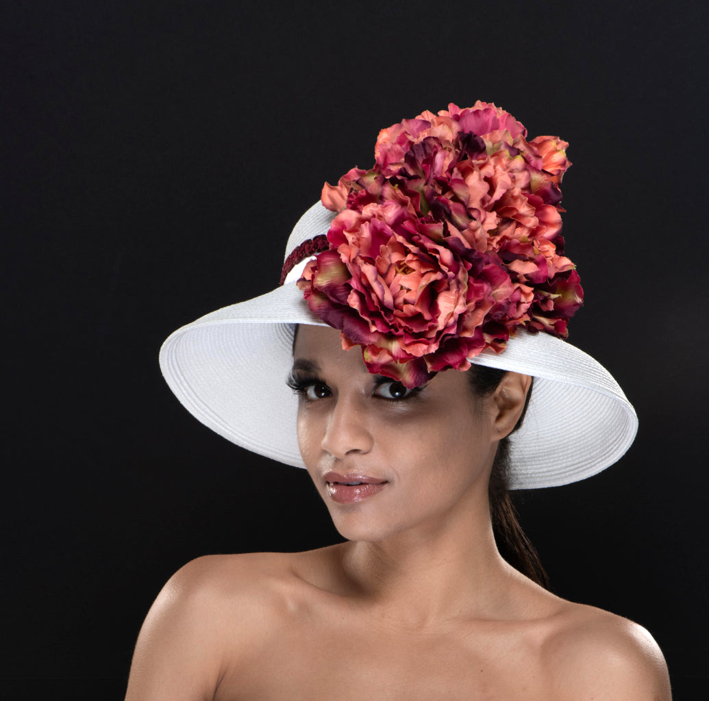 Elegant White Church Hat for Women - Sunday Service & Special Occasions - Fashionable Ladies' Dress Hat