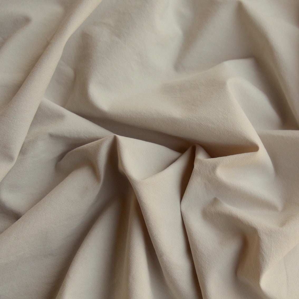 Calais Jute Poplin Fabric - Natural Eco-Friendly Textile for Home Decor, DIY Crafts & Fashion Projects | Perfect for Curtains, Table Runners & Upholstery