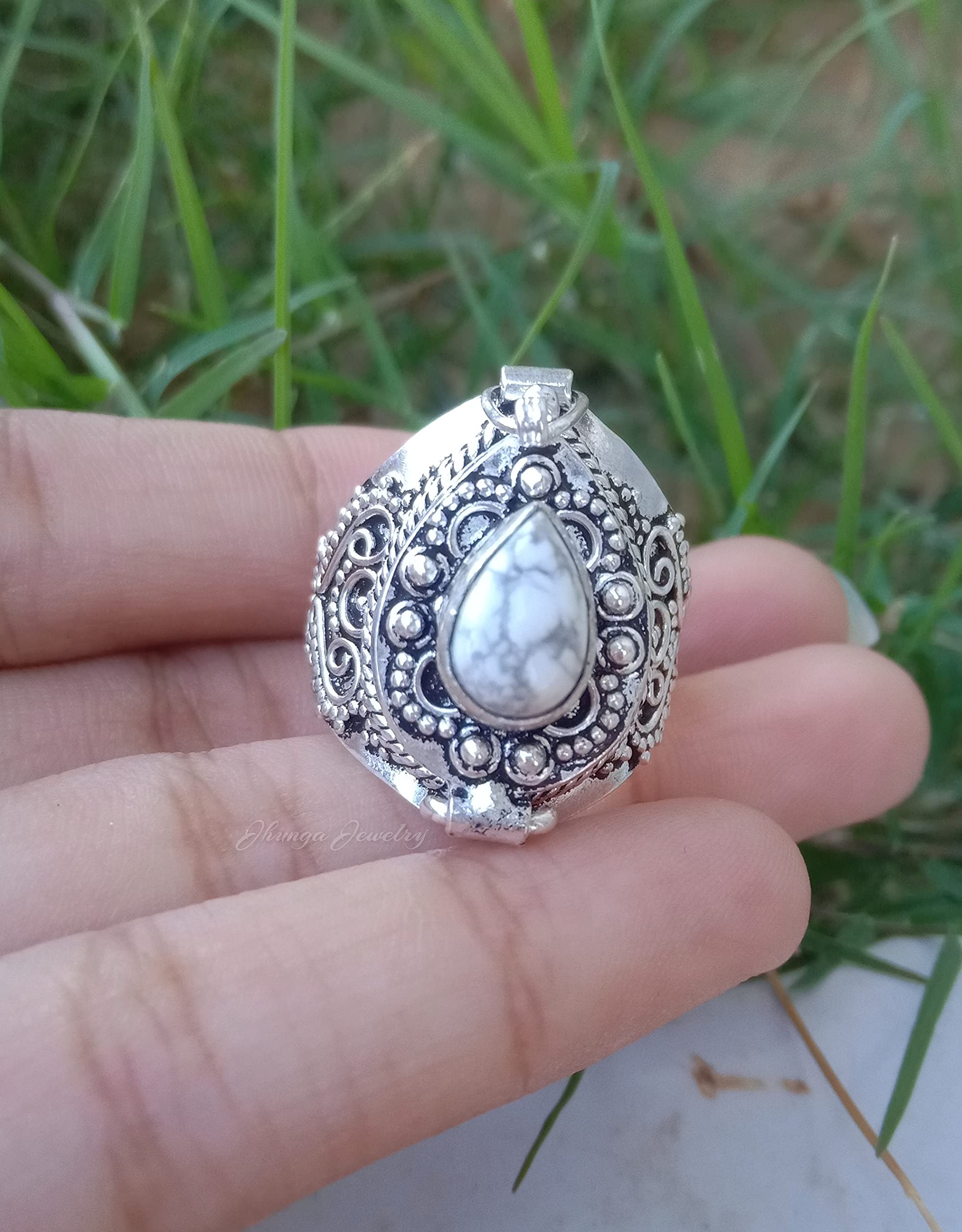 White Howlite Poison Ring - Handmade 925 Sterling Silver Secret Box Ring with Openable Compartment | Perfect for Medicine, Pills, and Hidden Storage | Unique Gothic Jewelry for Women and Men