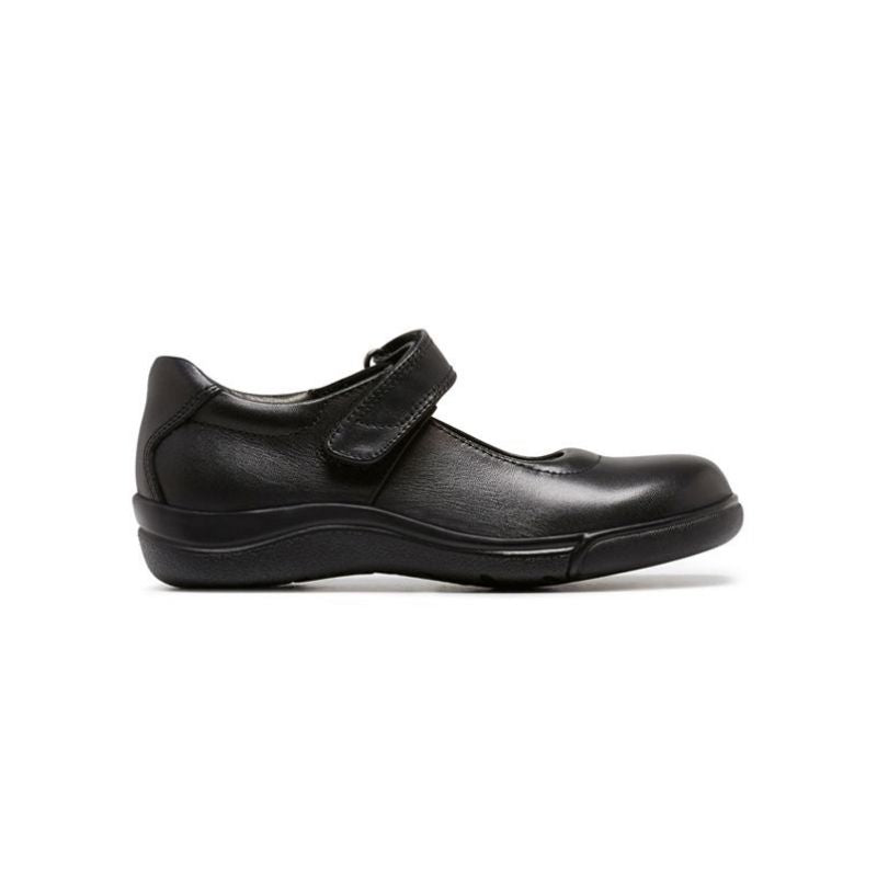 Clarks Petite Junior Kids Shoes - Comfortable & Stylish School Shoes for Girls & Boys - Perfect for School, Play & Everyday Wear