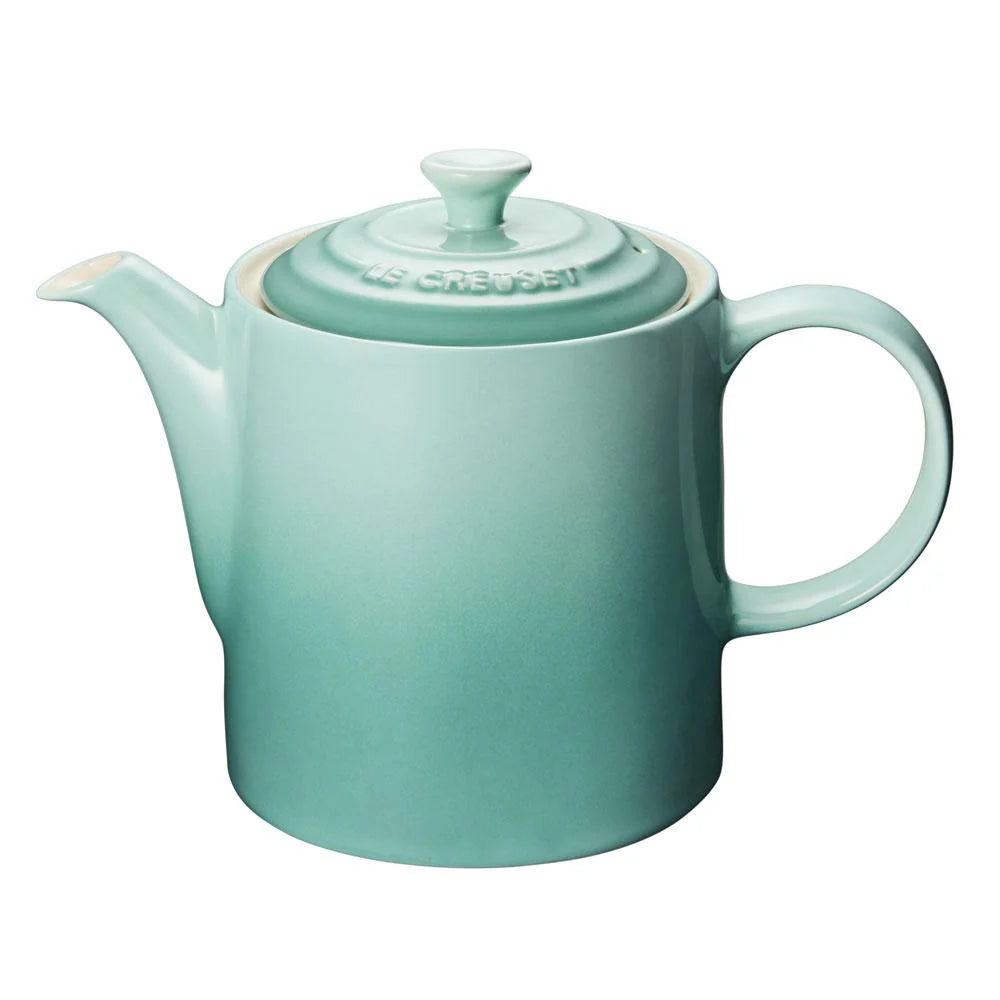 LE CREUSET Premium 1.3L Cast Iron Teapot - Classic French Design for Tea Lovers | Perfect for Afternoon Tea, Gifts & Home Decor