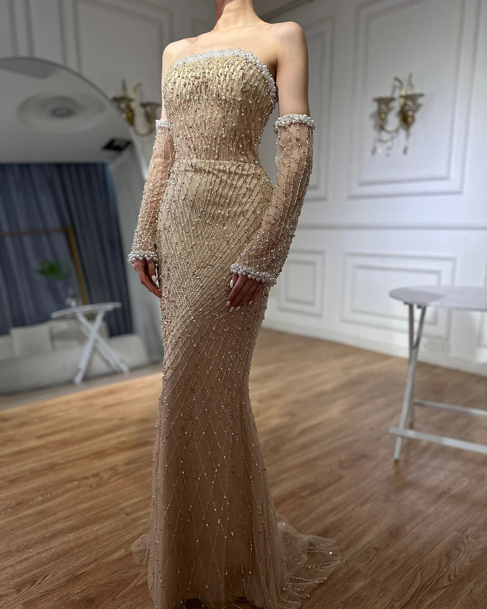 Elegant White Beaded Arabic Evening Gown with Gloves - Luxury Dubai Formal Dress LA72649 for Wedding, Gala & Special Occasions