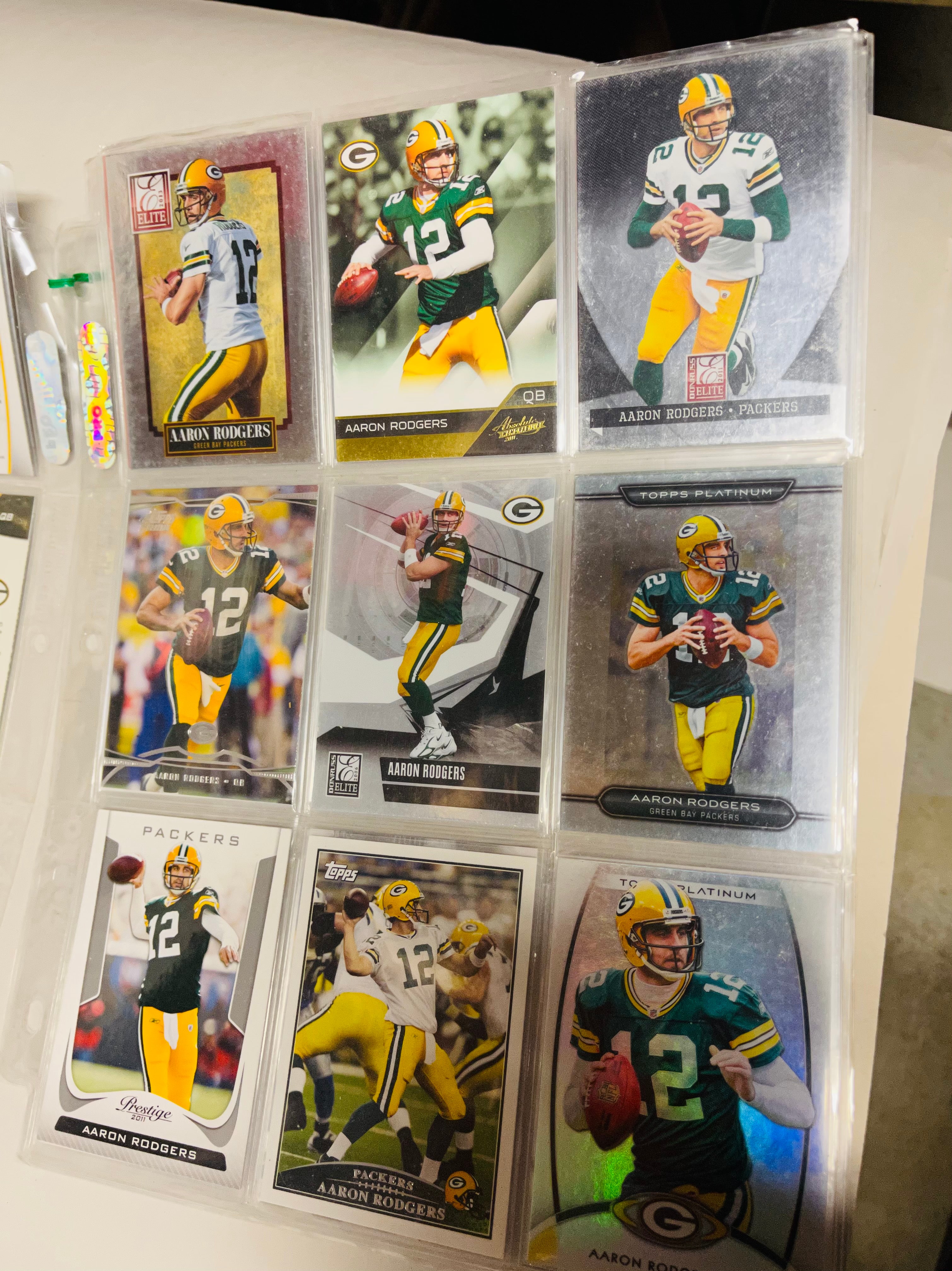 Aaron Rodgers Football Legend 32-Count Trading Cards Lot - NFL Collectibles for Fans & Memorabilia Enthusiasts - Perfect for Display, Trading, and Gifting