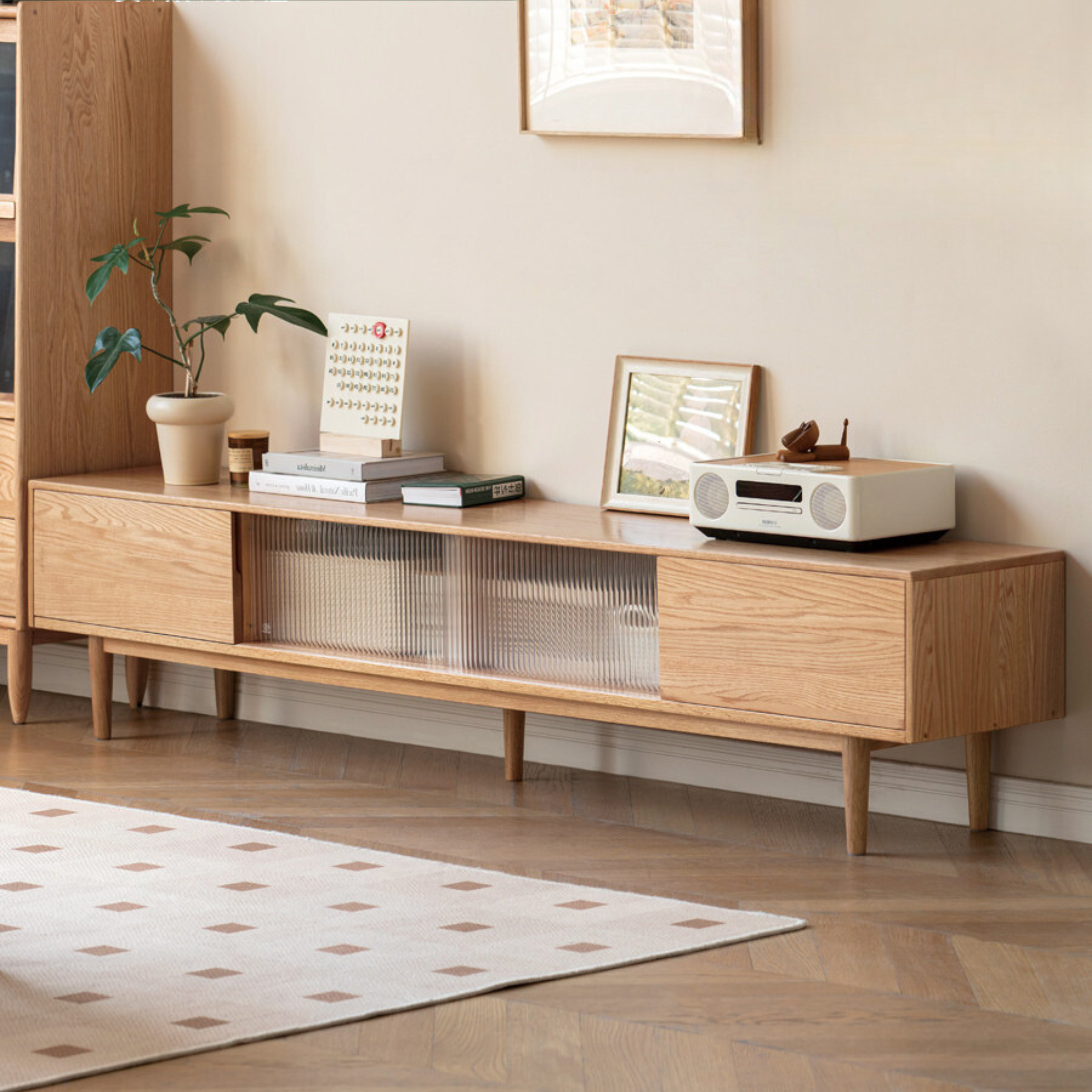 Modern Oak Solid Wood TV Stand with Storage - Stylish Entertainment Center for Living Room, Bedroom & Home Theater