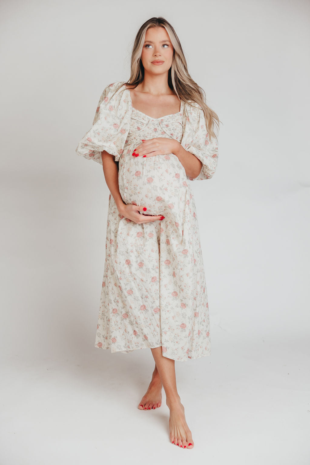 Harlow Maxi Dress in Off White Floral - Bump Friendly Maternity Dress & Inclusive Sizing (S-3XL) | Perfect for Pregnancy, Beach Vacations & Summer Weddings