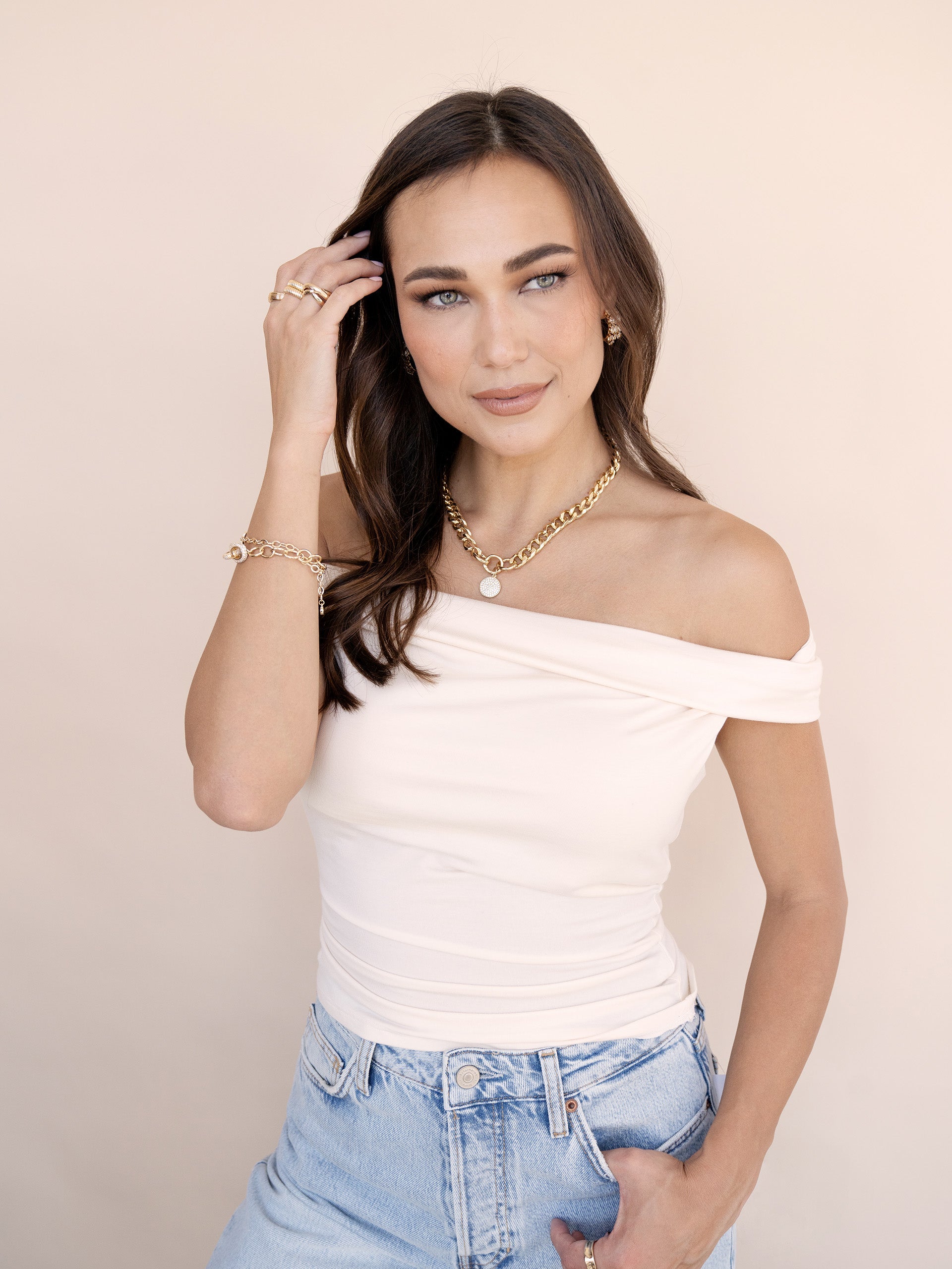 Crystal Disc Charm and Chain Necklace - Elegant Dainty Jewelry for Women | Perfect for Everyday Wear, Date Nights & Special Occasions