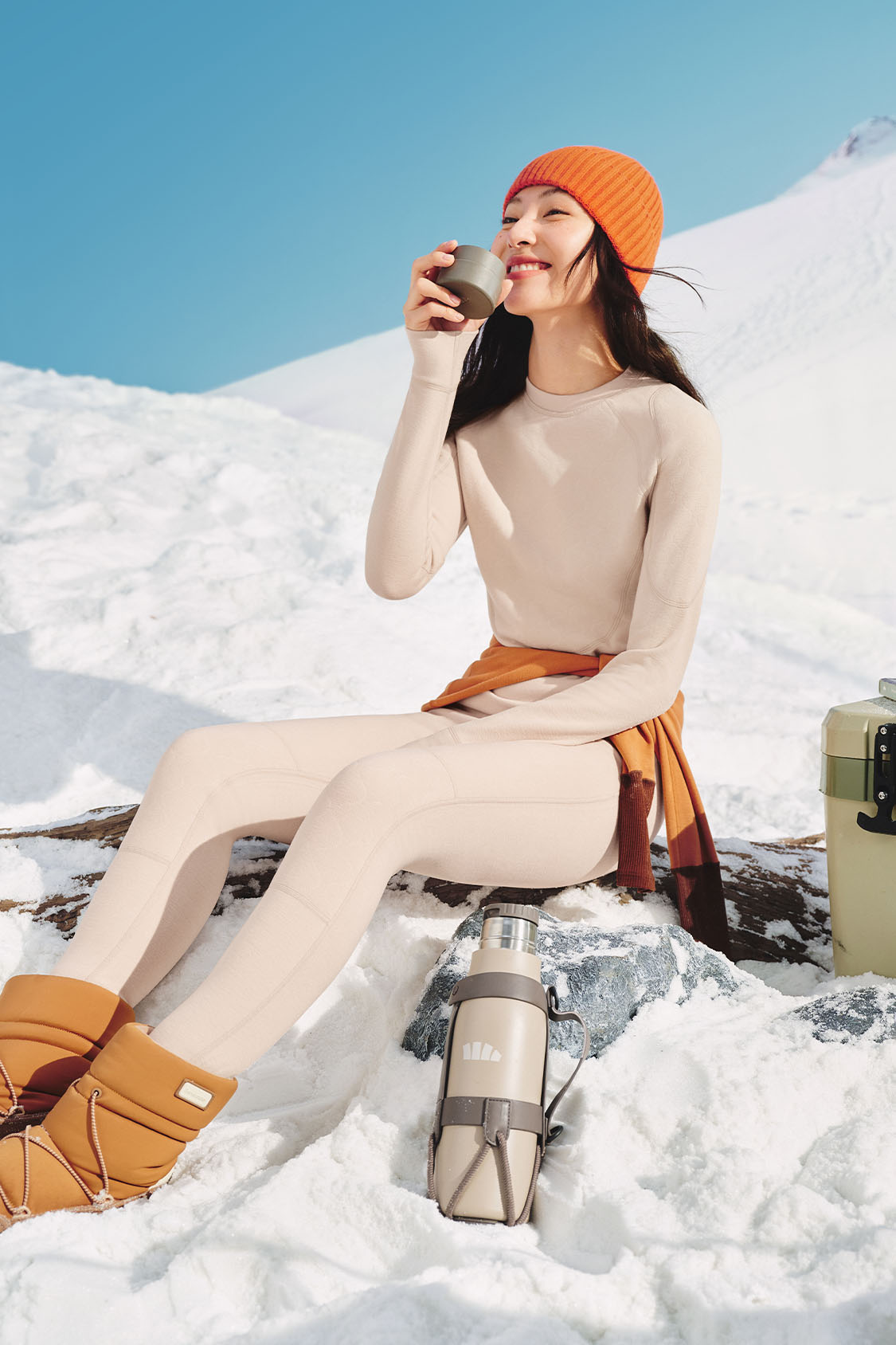 HeatNest Women's Ultra Warm Down Base Layer Set - Thermal Underwear for Extreme Cold Weather - Perfect for Skiing, Hiking & Winter Outdoor Activities