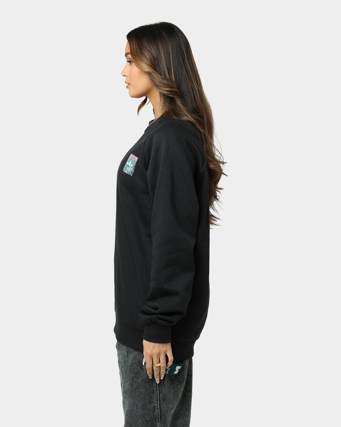 Adidas Originals Men's Black Sweatshirt | Casual Pullover Hoodie for Streetwear & Gym | Perfect for Everyday Wear & Workouts