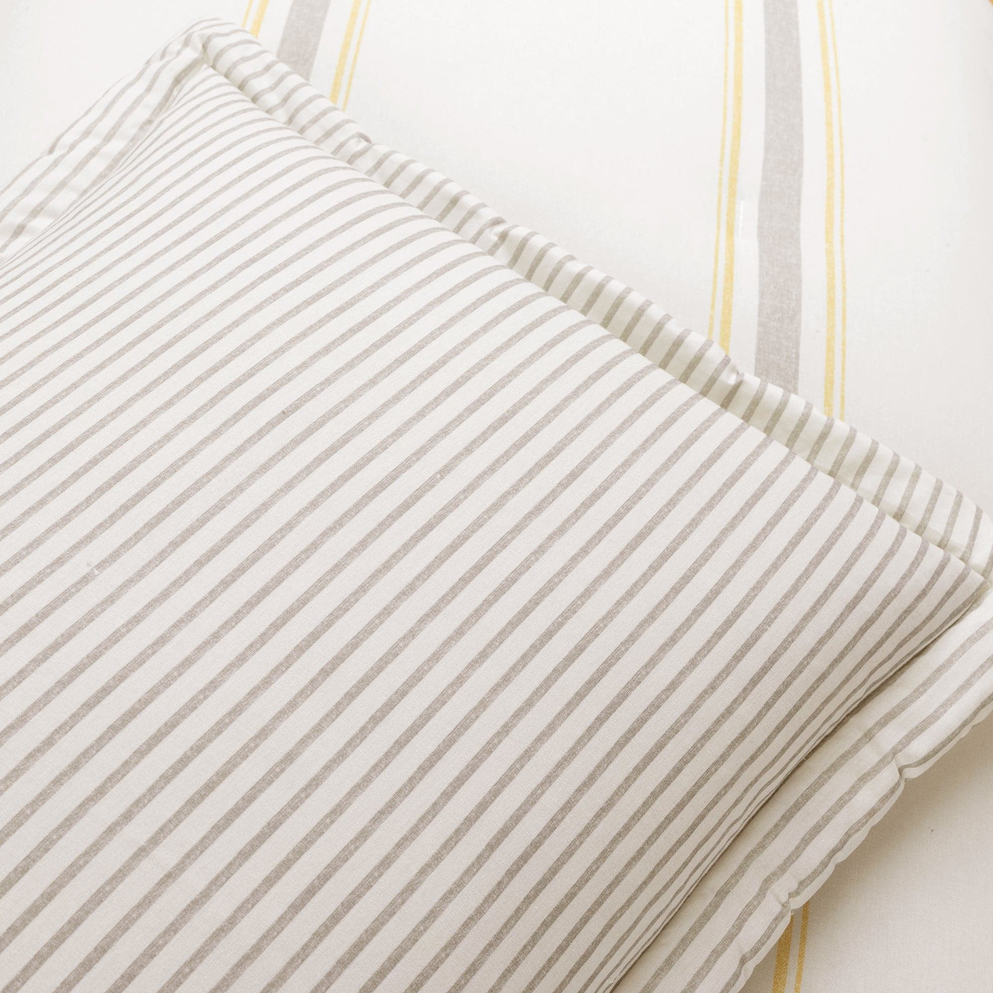 Farmhouse Stripe Reversible Comforter Set - Queen Size, Soft Breathable Cotton Bedding - Perfect for Cozy Bedroom Decor & Guest Room Styling