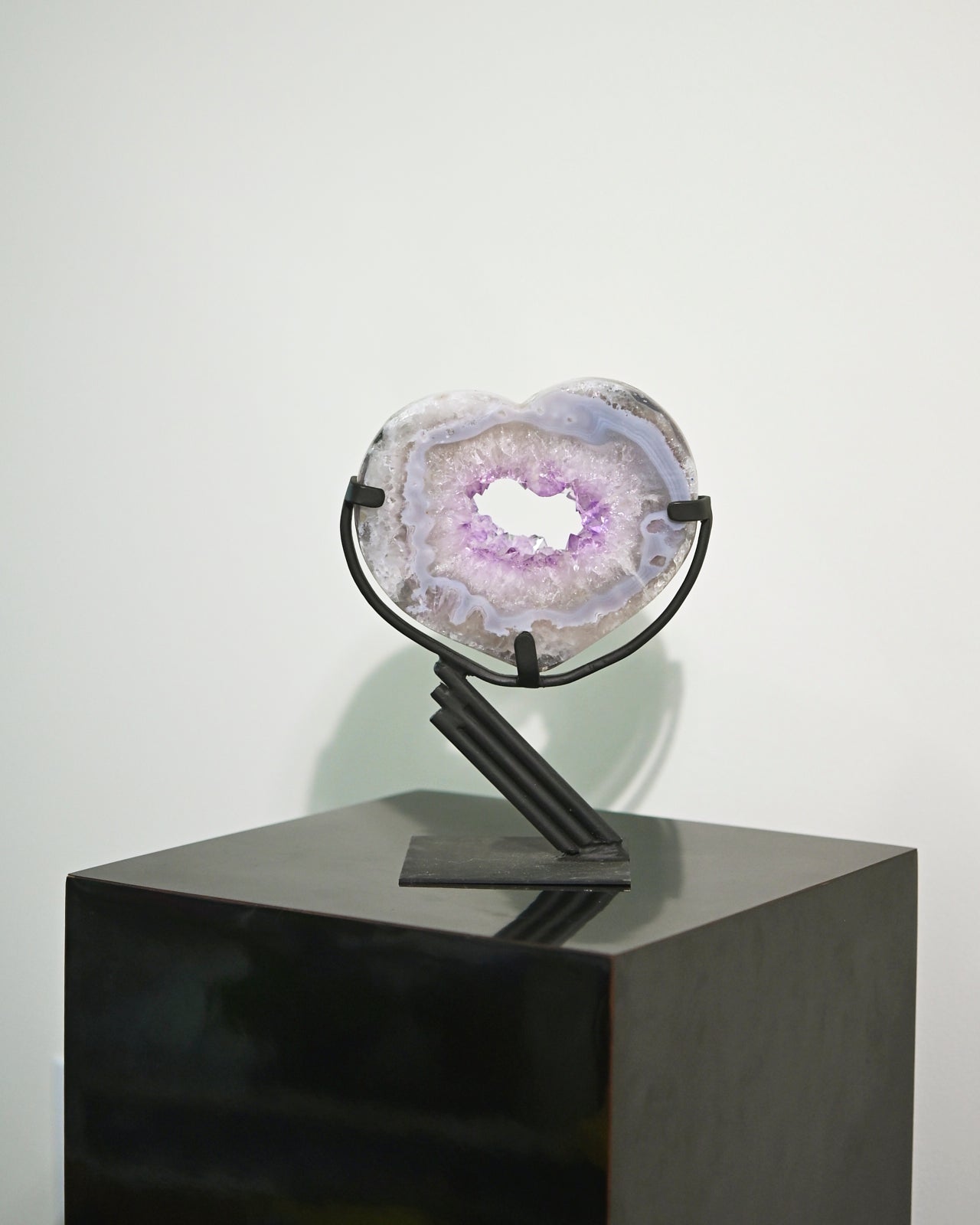 Natural Amethyst Crystal Geode Heart on Wooden Stand - 2.8lbs Healing Stone for Home Decor, Meditation & Spiritual Gifts