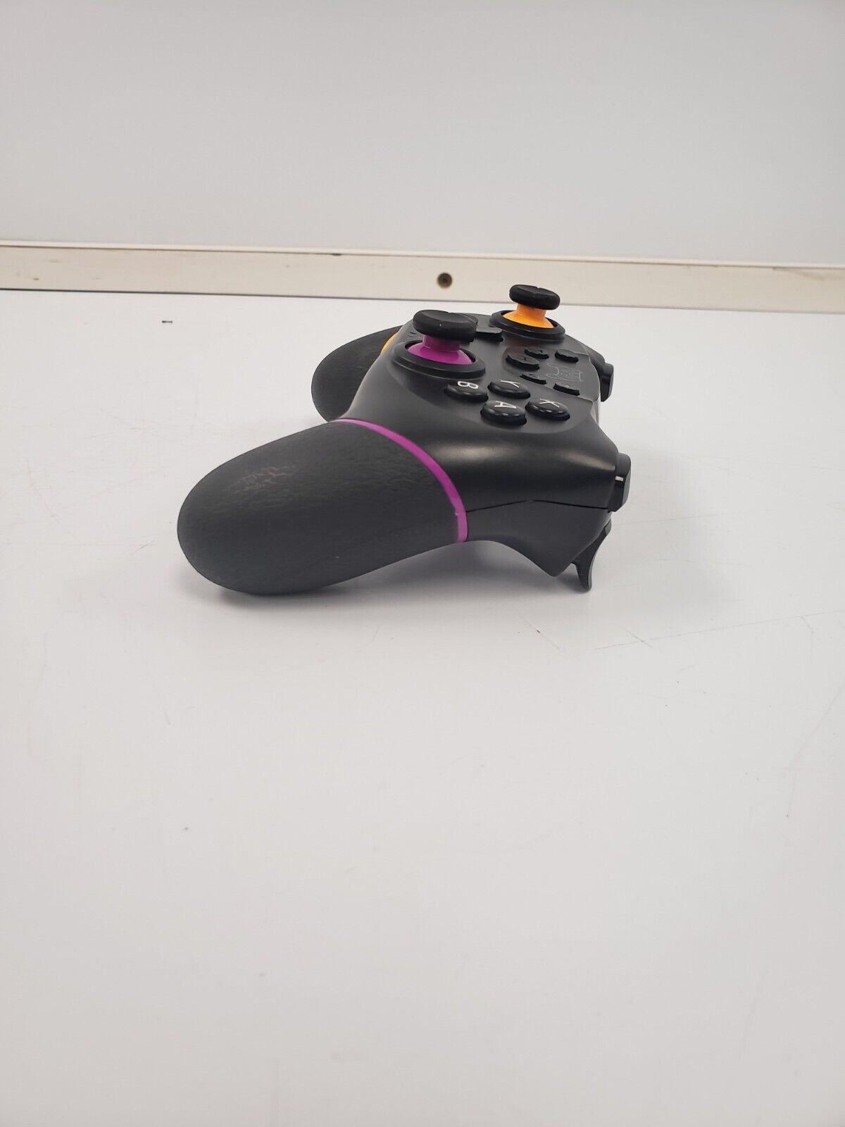 Original No Name Controller (72974 2) - Universal Game Controller for PC, PS4, Xbox - Perfect for Gaming, Streaming & Esports Tournaments