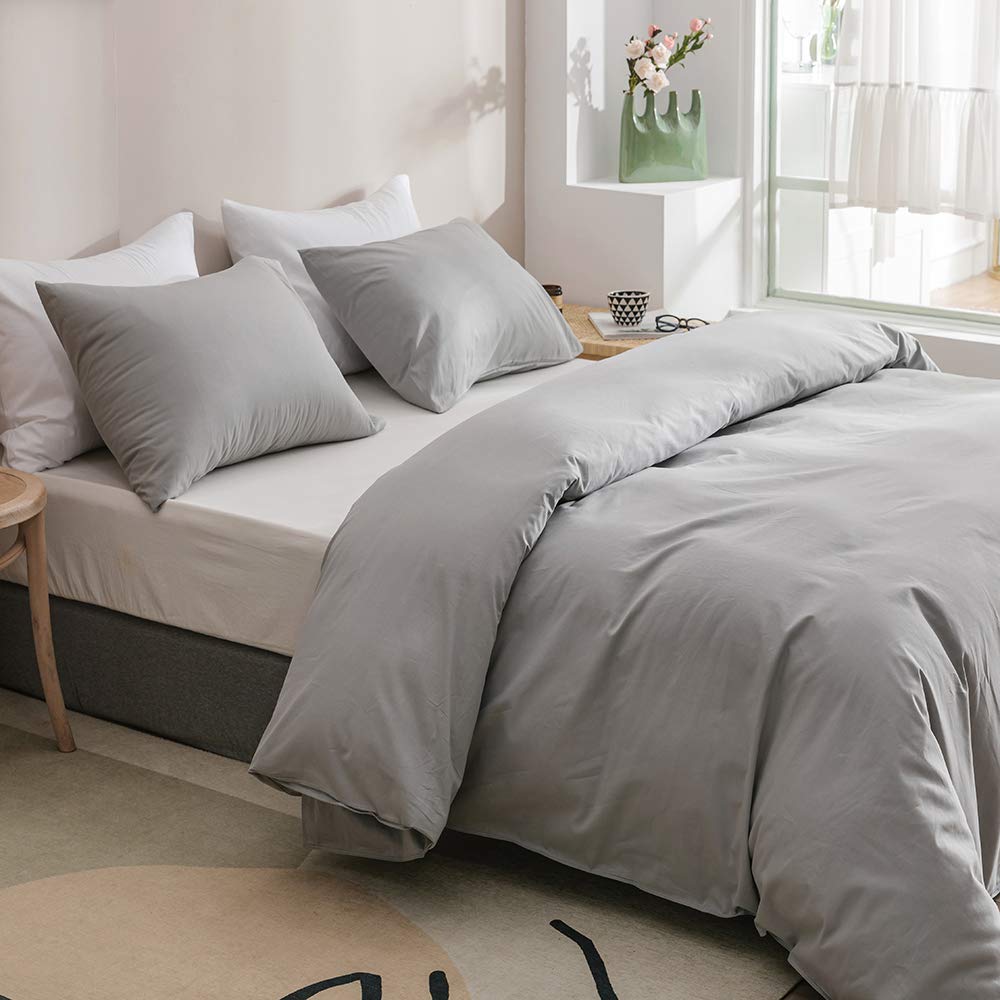 CLOTHKNOW Grey King Size Comforter Set - 3 Piece Soft Silver Bedding Set with 2 Pillowcases | Ultra Soft Microfiber Comforter for Bedroom, Guest Room & Hotel Use