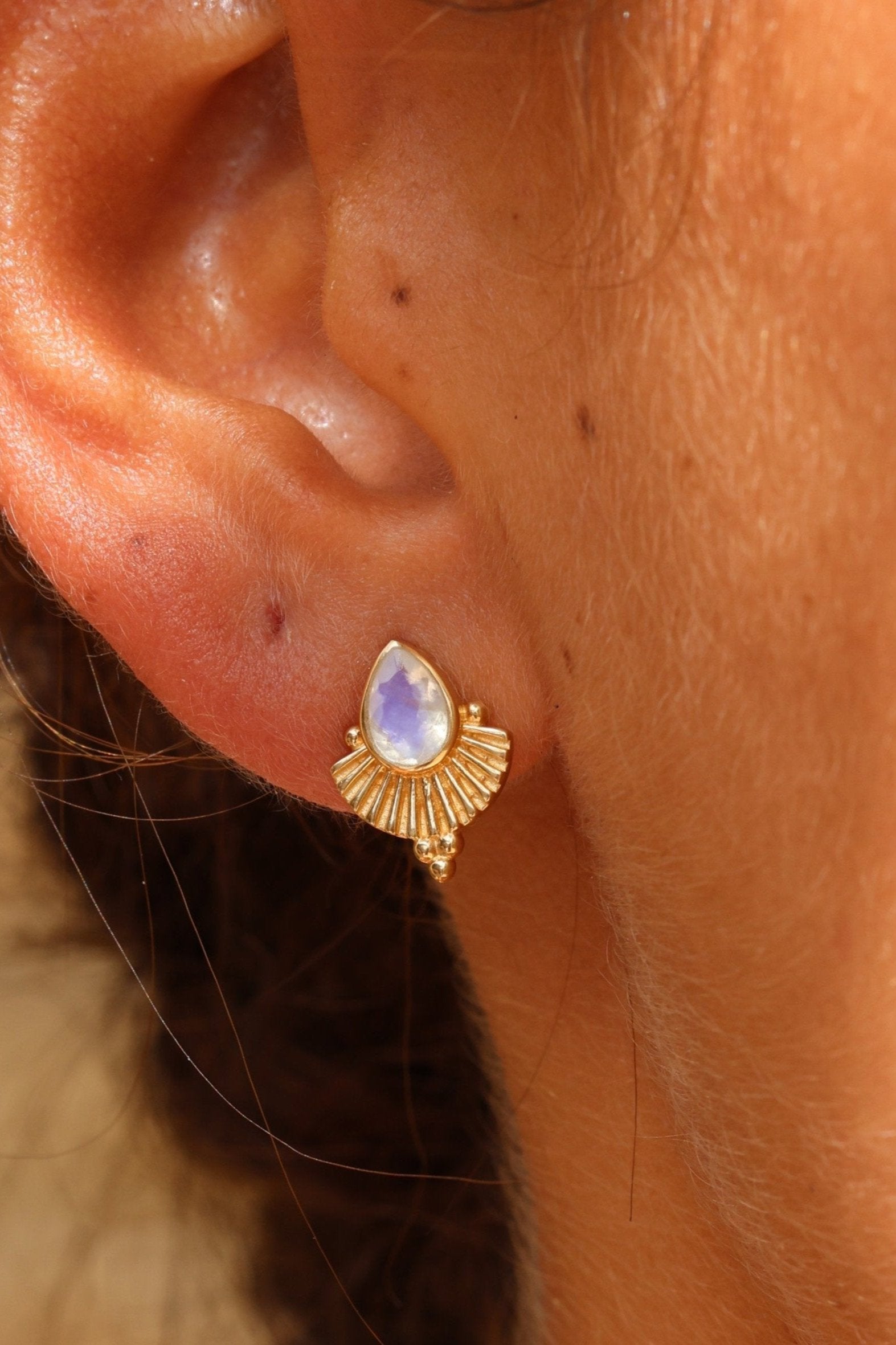 Venus Moonstone Gold Earrings – 14K Gold Plated Dangle Earrings for Women, Elegant Moonstone Jewelry for Wedding, Party & Everyday Wear