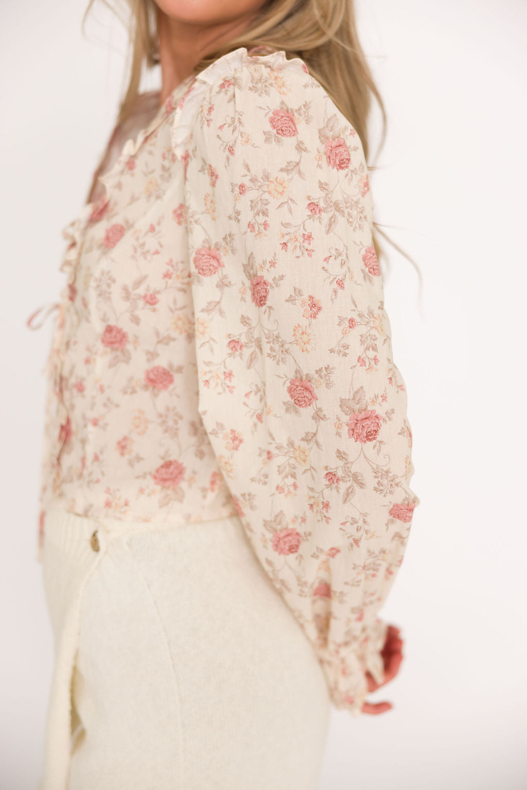 Hollis Ruffle Tie Top Women's Blouse - Cream & Pink Floral Print, Casual Summer Shirt for Date Night & Beach Outfits