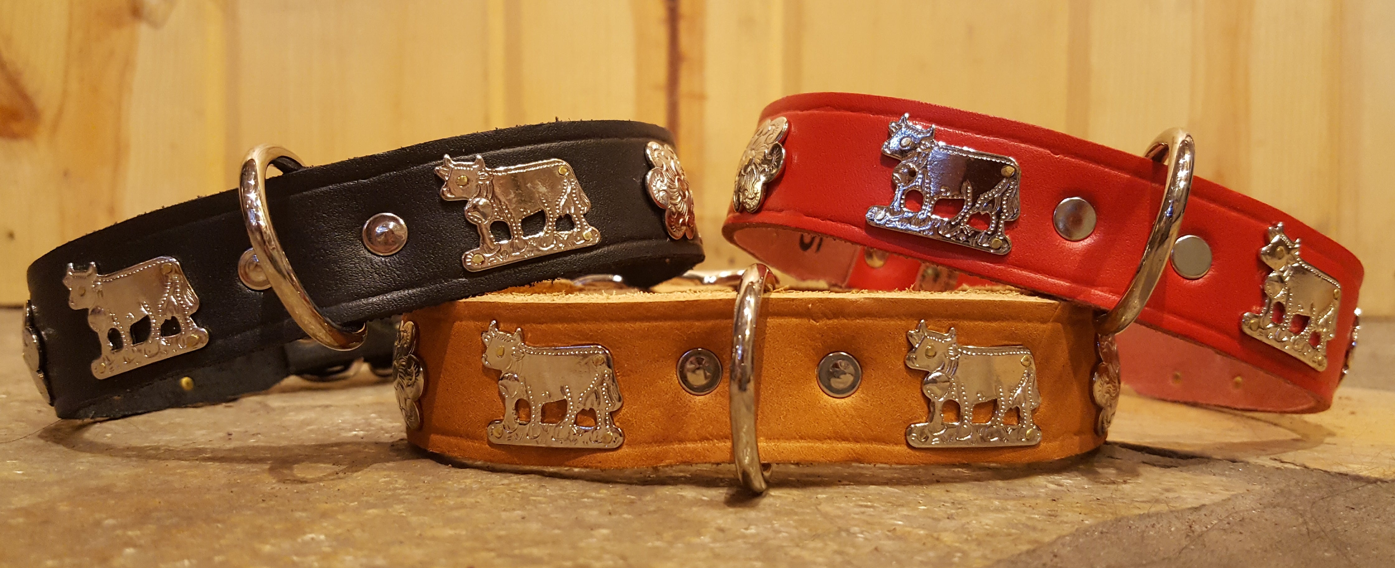 Premium Small Traditional Swiss Dog Collar - Handmade Leather Pet Collar with Embroidery | Durable & Adjustable for Daily Walks, Training & Outdoor Adventures