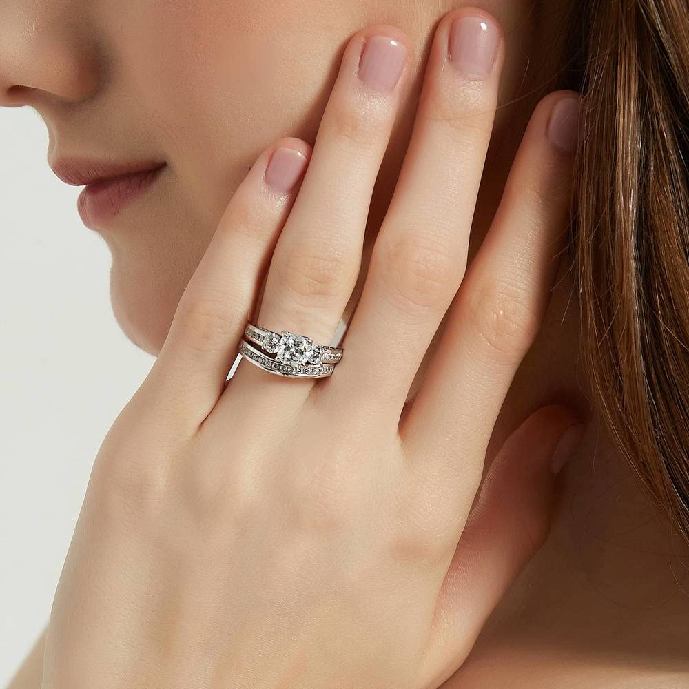 BERRICLE Sterling Silver 3-Stone Wedding & Engagement Ring Set - 1.5 Carat Cushion Cut Cubic Zirconia CZ for Women, Rhodium Plated, Size 4-10 | Perfect for Proposals, Anniversaries & Bridal Jewelry Gifts