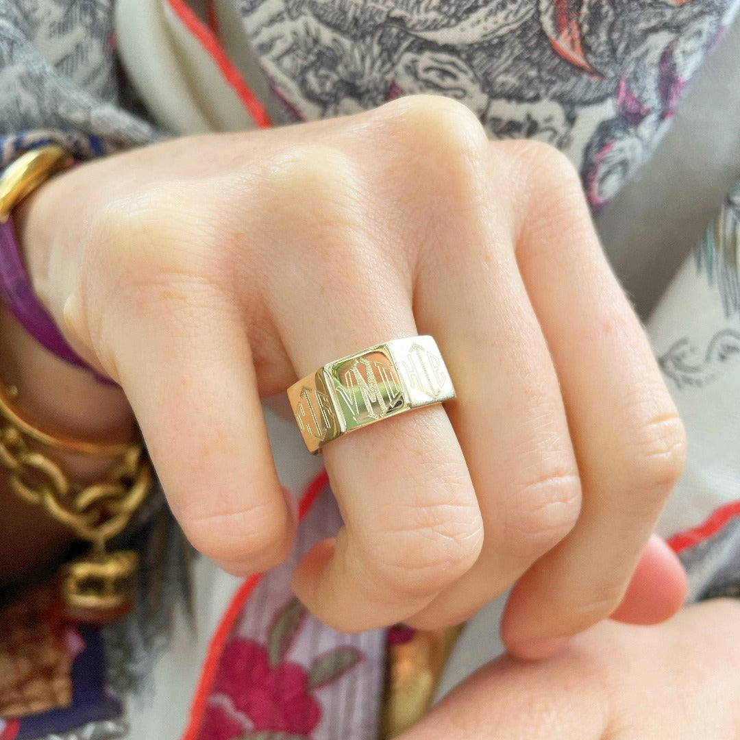 14K Gold Custom Engraved Family Ring - Personalized Name & Date Jewelry for Anniversaries, Weddings & Special Occasions