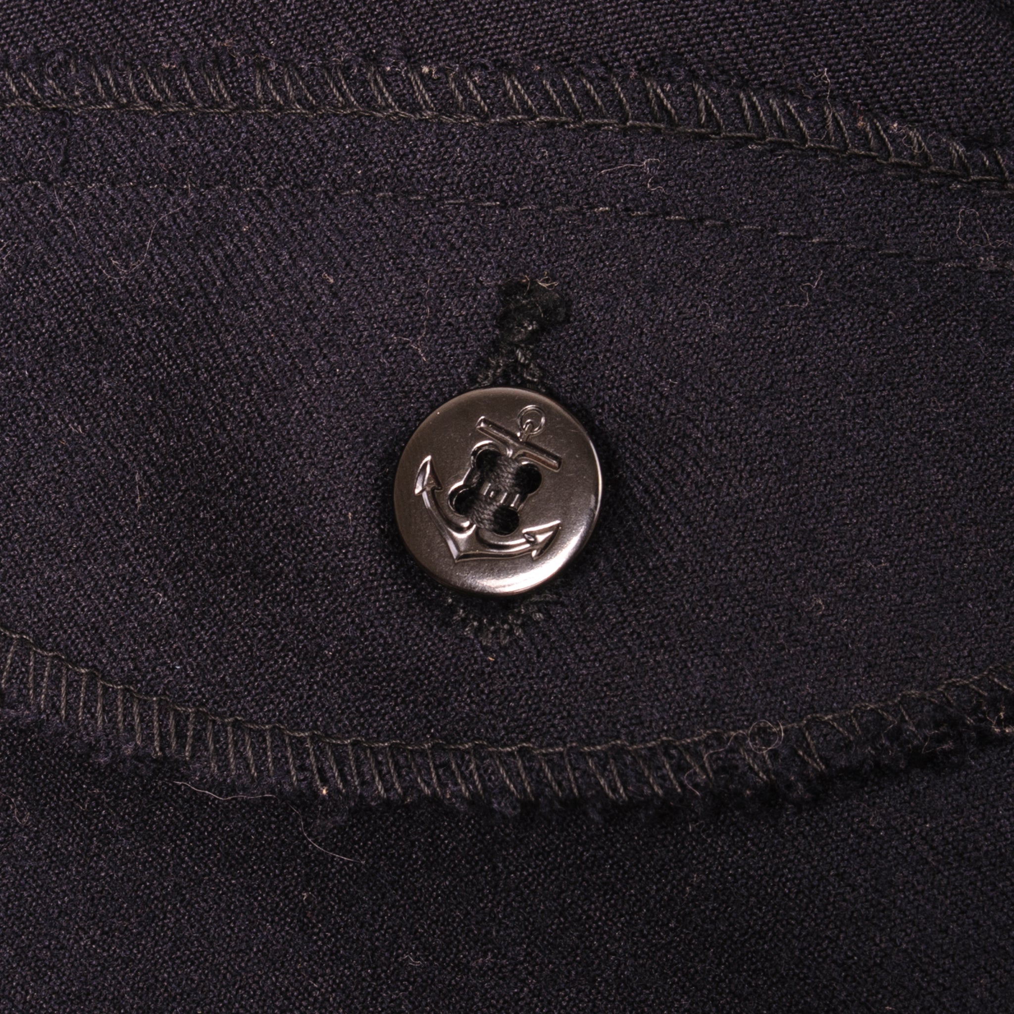 Vintage US Navy Jumper with Patch - First Class 1960s 1970s Military Collectible | Perfect for Costume Parties, Historical Reenactments & Vintage Fashion