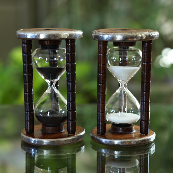 5 Minute Antique Wood Tea Break Timer - Perfect for Tea Ceremonies, Meditation & Productivity Boosting - Vintage Style Sand Timer for Office, Kitchen & Relaxation