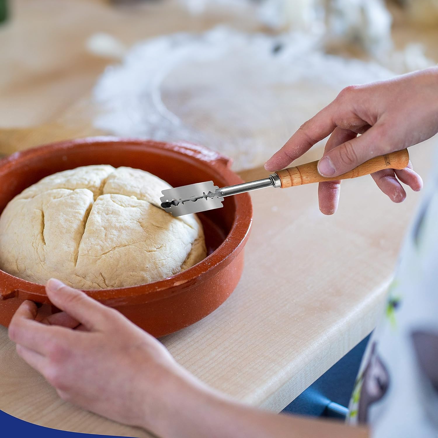 Orblue Bread Lame - Professional Bread Scoring Knife with 12 Blades, Perfect for Artisan Sourdough & Homemade Bread Baking - Essential Bakery Tool for Perfect Crust & Decorative Scoring - Ideal for Home Bakers & Professional Chefs