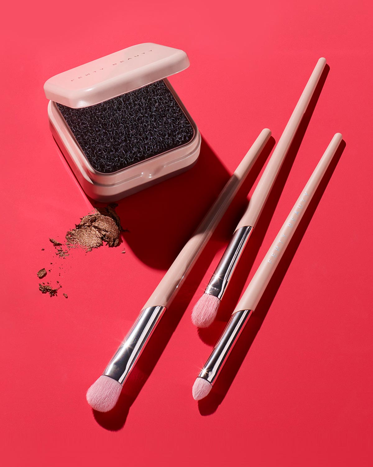 Dry Brush Cleaning Sponge for Makeup Brushes - Gentle & Effective Brush Cleaner for Daily Use - Perfect for Home & Professional Makeup Artists