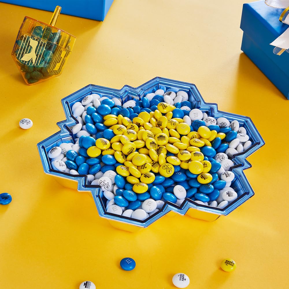 M&M’S Hanukkah Bulk Candy - 5 Pounds Kosher Certified Milk Chocolate Candies with Blue, Yellow & White Hanukkah Designs | Perfect for Party Favors, DIY Gifts, Candy Bowls, Holiday Celebrations & Jewish Festive Gatherings