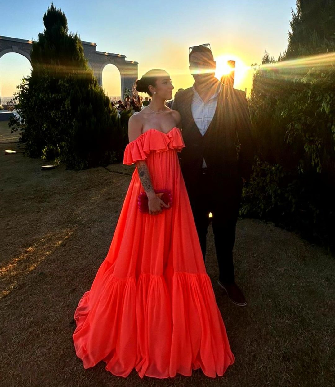 Elegant Off-The-Shoulder Peach Long Prom Dress for Formal Evening Parties - Perfect for Homecoming, Graduation & Special Occasions