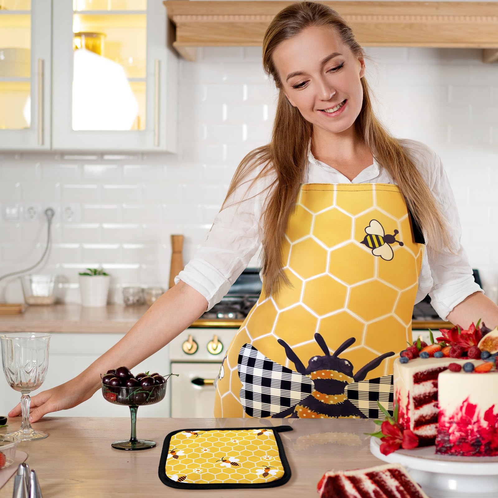 Bencailor 13-Piece Bee Sunflower Farmhouse Kitchen Set - 5 Wooden Spoons, 2 Kitchen Towels, 2 Aprons, 2 Oven Mitts & 2 Pot Holders - Rustic Home Decor for Housewarming, Bridal Shower & Country Kitchen (Black & Yellow Bee Theme)