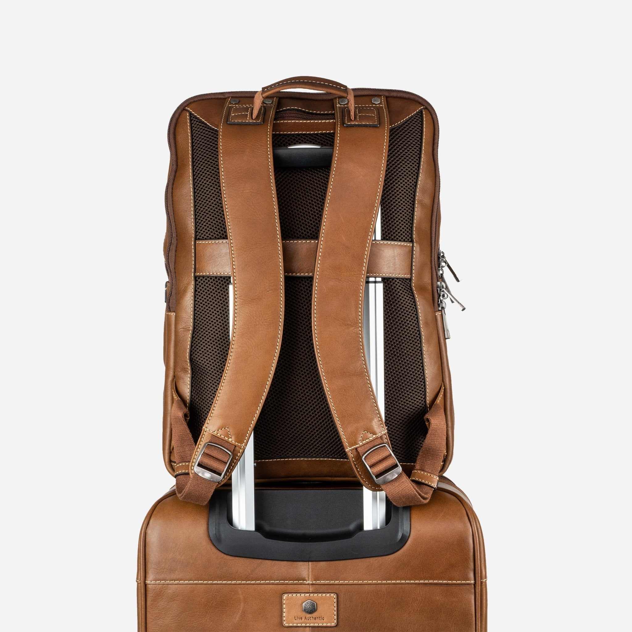 Jekyll & Hide Montana Single Compartment Backpack 45cm - Durable Colt Leather Backpack for Men & Women - Perfect for Travel, Work & Outdoor Adventures