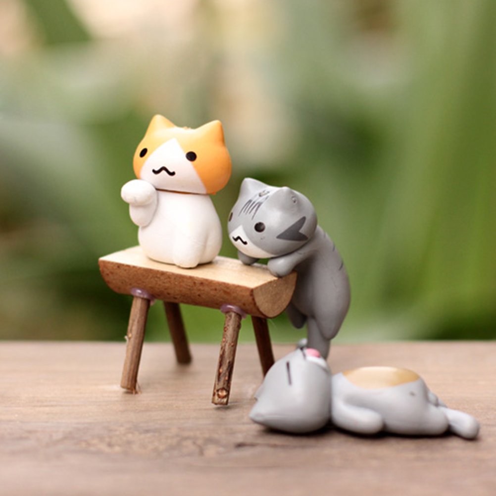 Mini Cute Cat Figurines for Fairy Garden - Tiny Kitty Landscape Ornaments, Home Decor for Succulents & Bonsai Plants - Perfect for DIY Crafts, Tabletop Displays and Gift Giving (Random Style)