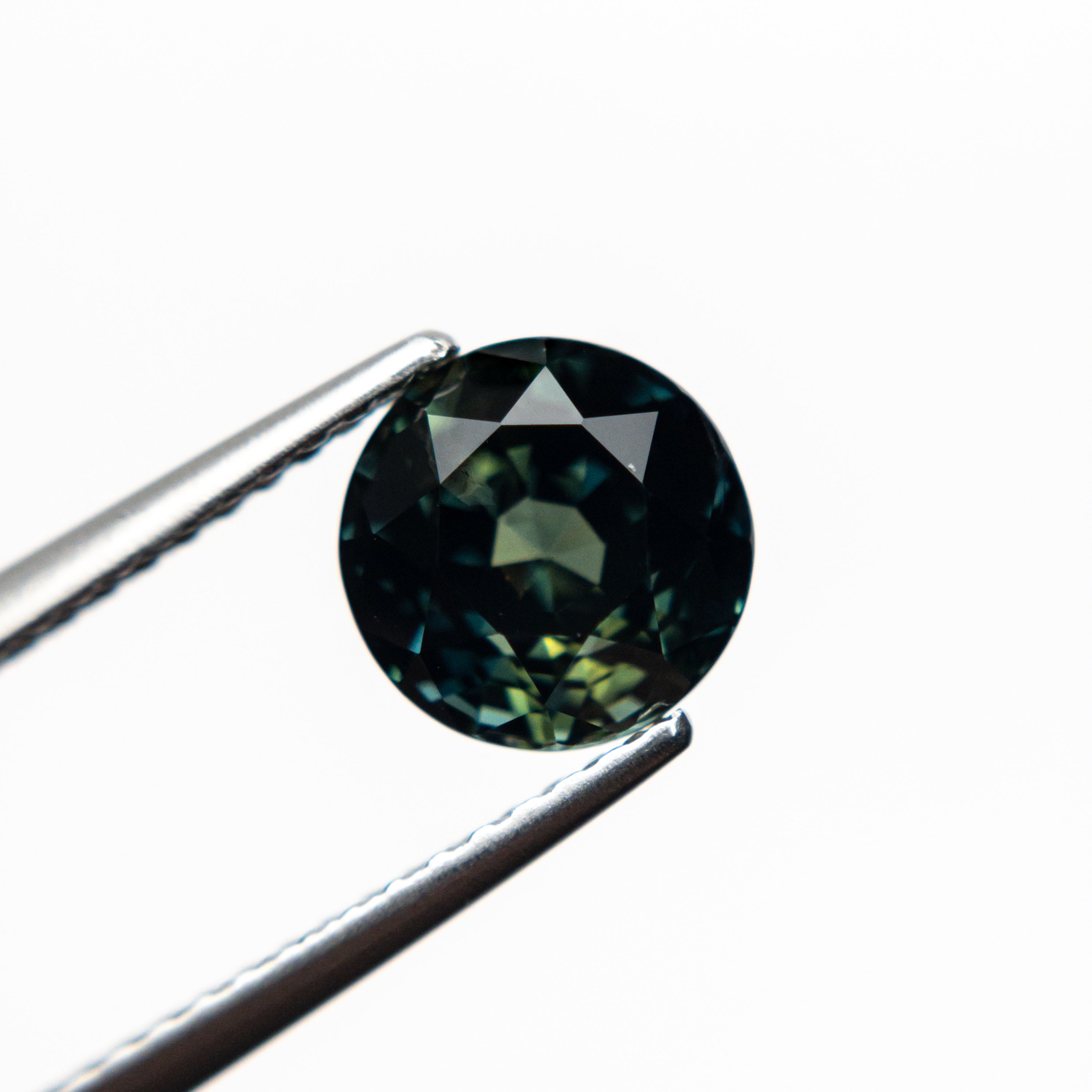 2.10ct Round Brilliant Blue Sapphire - 7.06x7.03x5.23mm Natural Loose Gemstone for Engagement Rings & Fine Jewelry Making